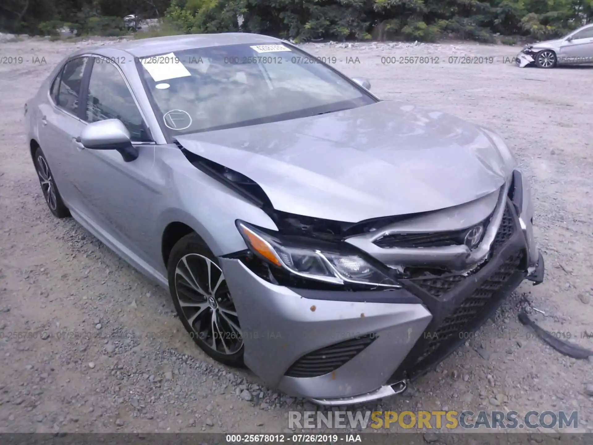 1 Photograph of a damaged car 4T1B11HK0KU741418 TOYOTA CAMRY 2019