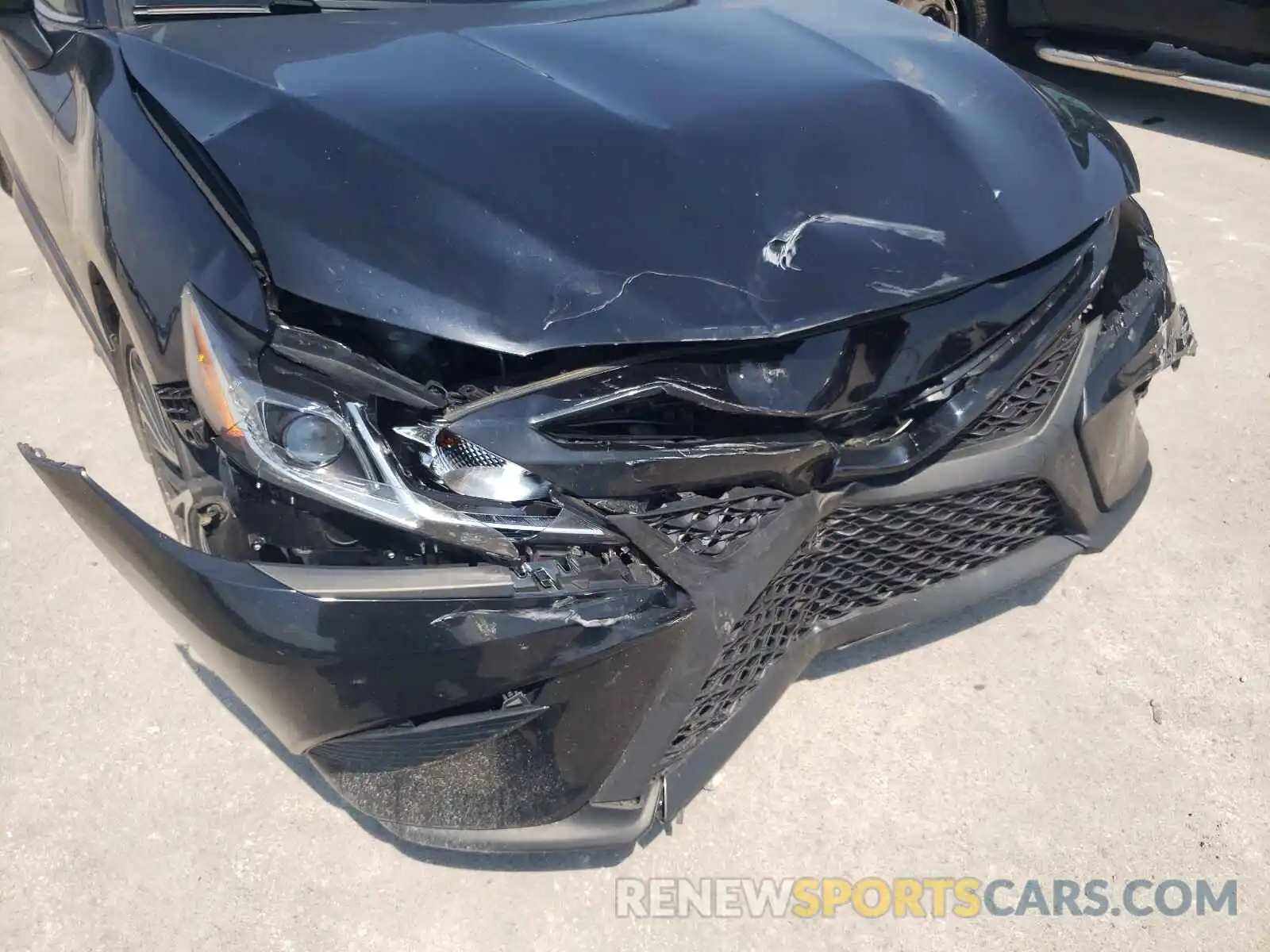 9 Photograph of a damaged car 4T1B11HK0KU743119 TOYOTA CAMRY 2019