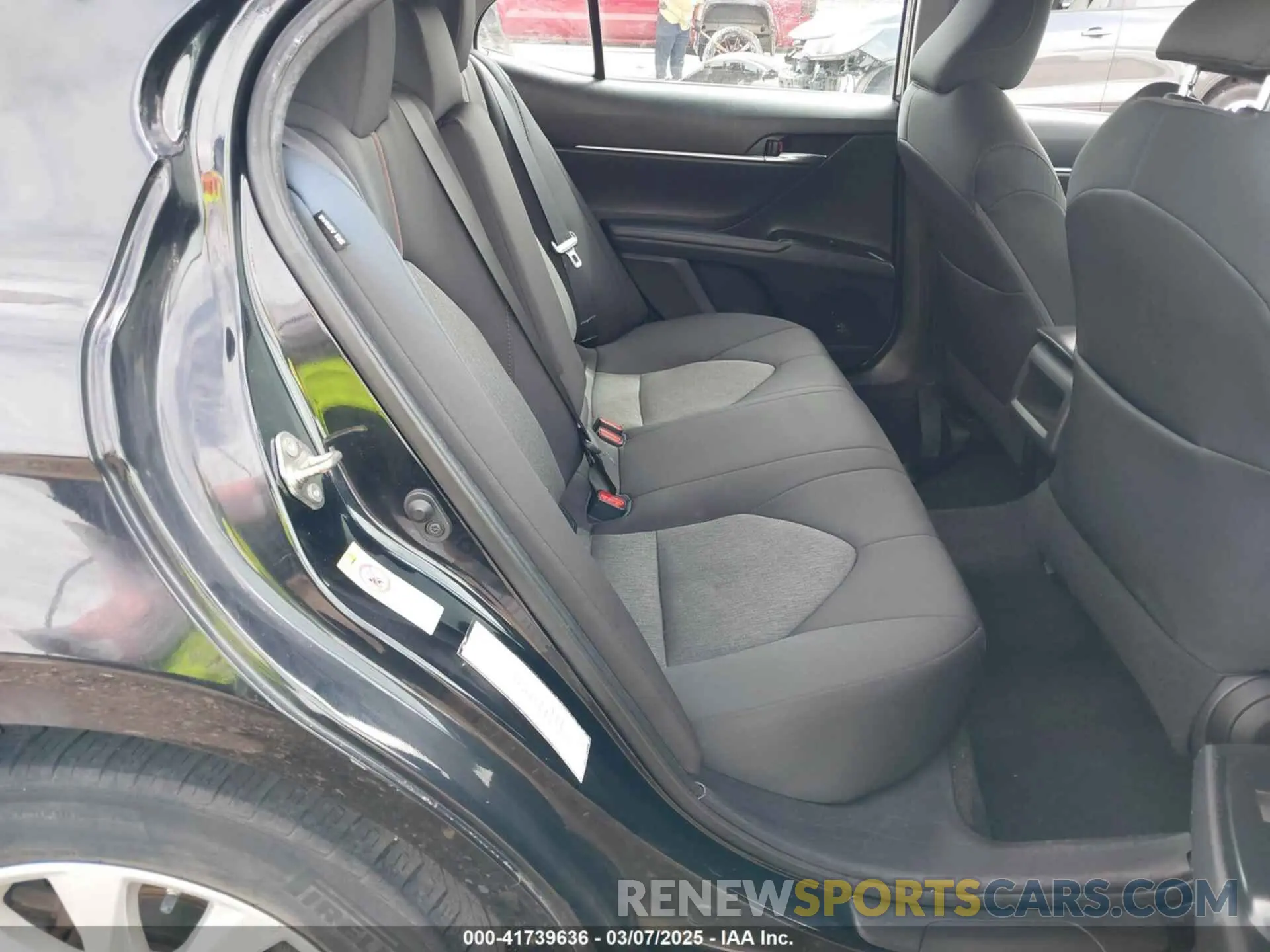 8 Photograph of a damaged car 4T1B11HK0KU743637 TOYOTA CAMRY 2019