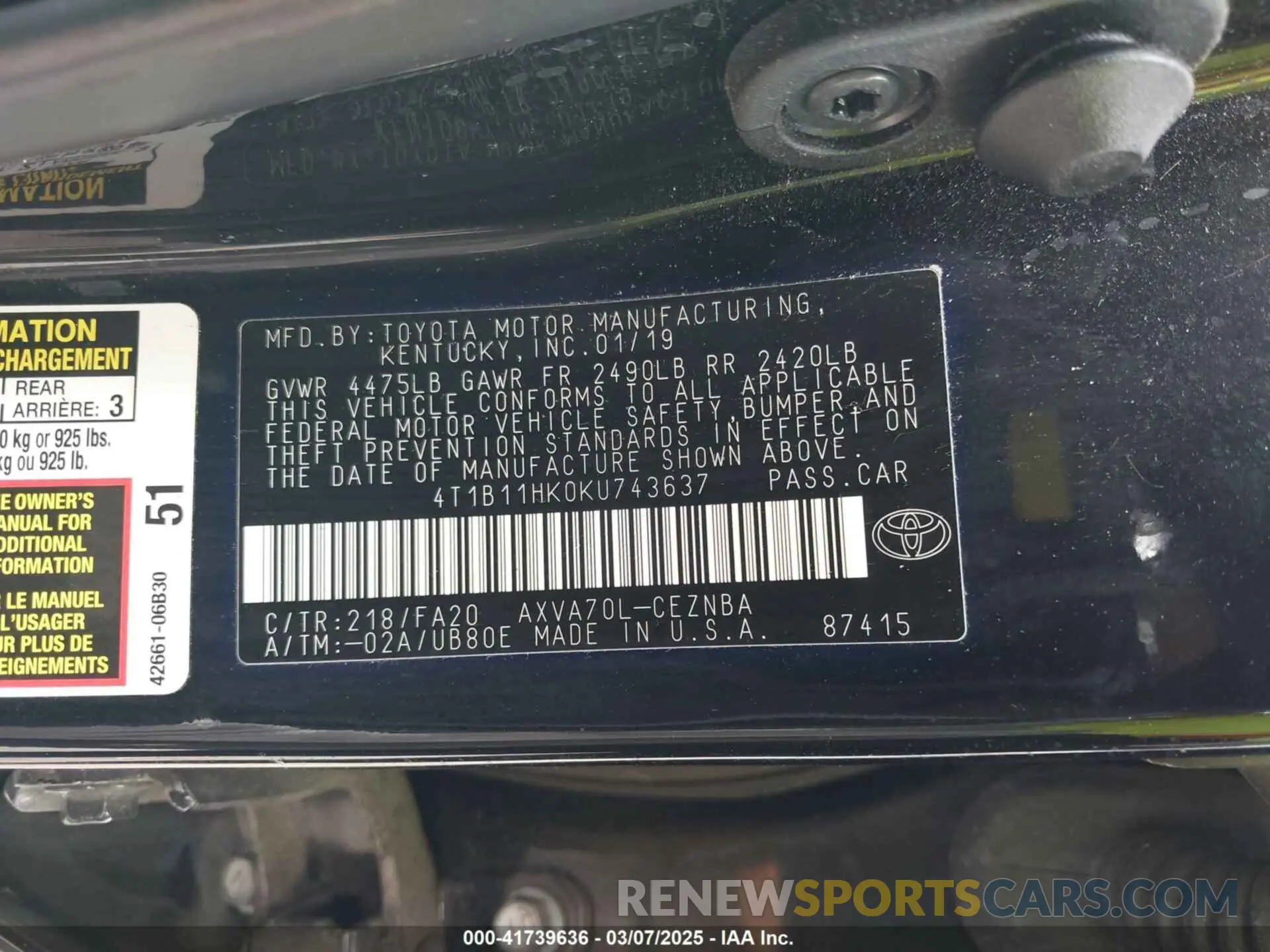 9 Photograph of a damaged car 4T1B11HK0KU743637 TOYOTA CAMRY 2019