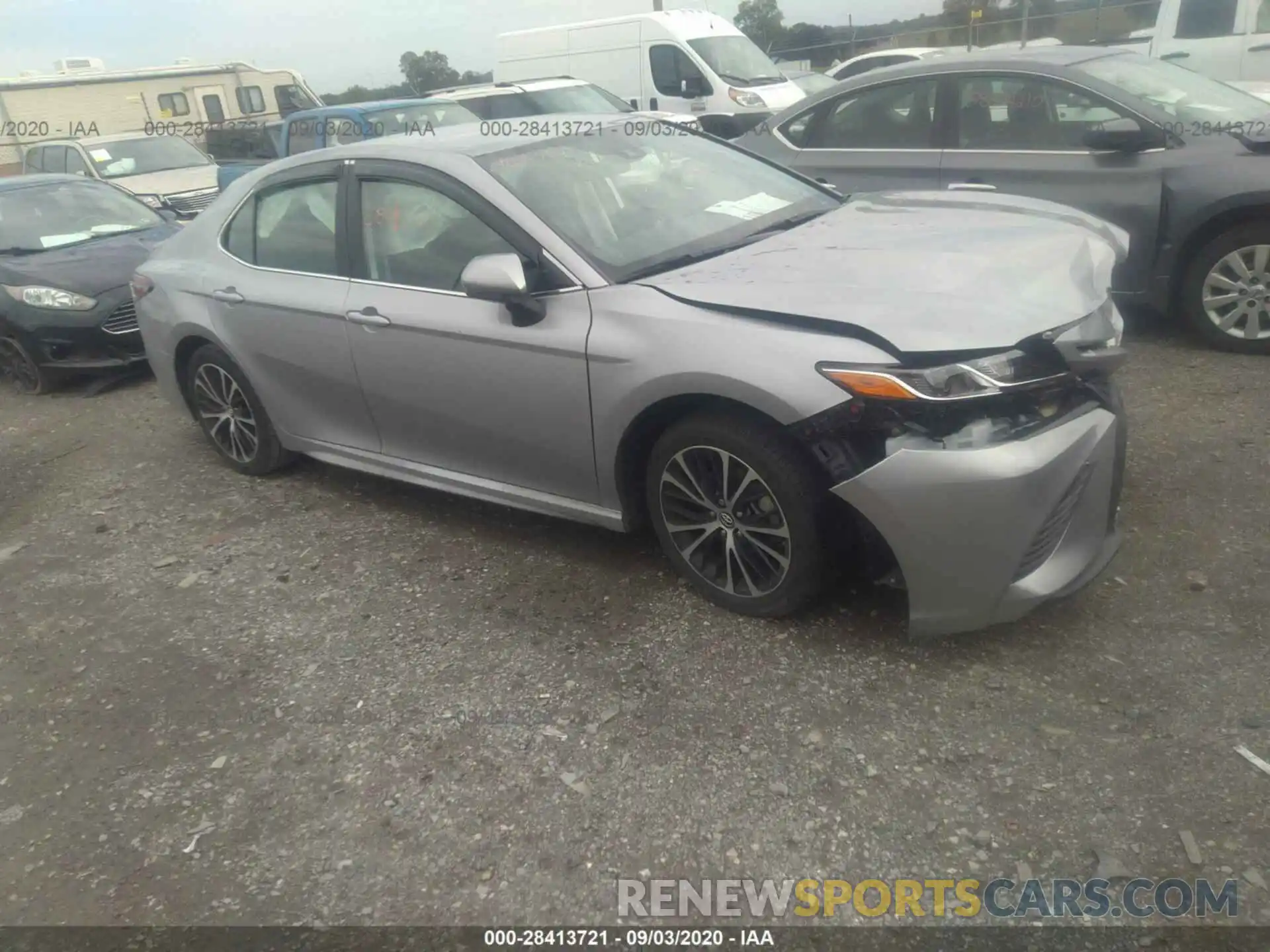 1 Photograph of a damaged car 4T1B11HK0KU747851 TOYOTA CAMRY 2019