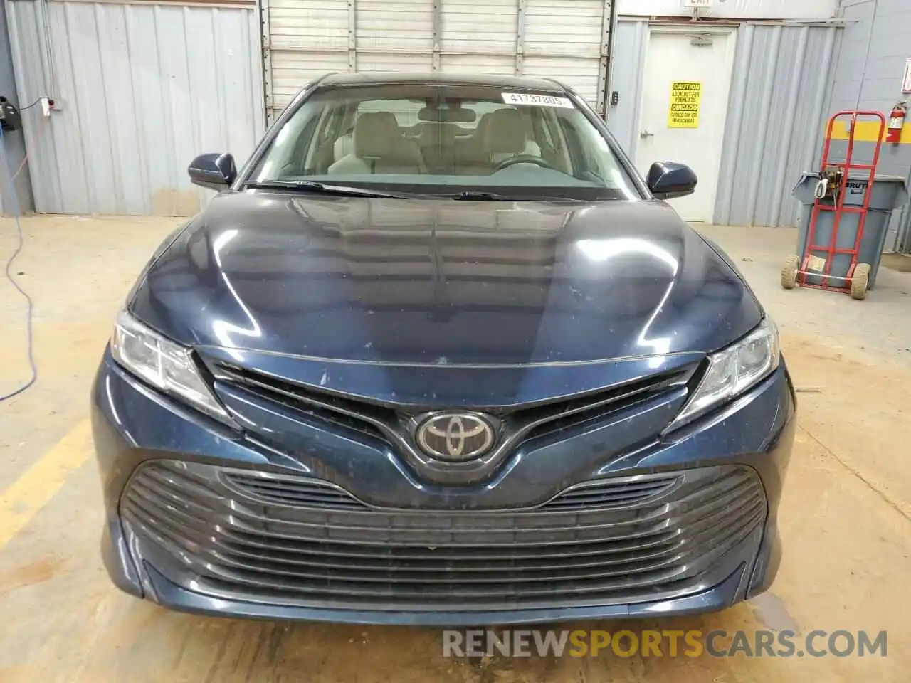 5 Photograph of a damaged car 4T1B11HK0KU748658 TOYOTA CAMRY 2019