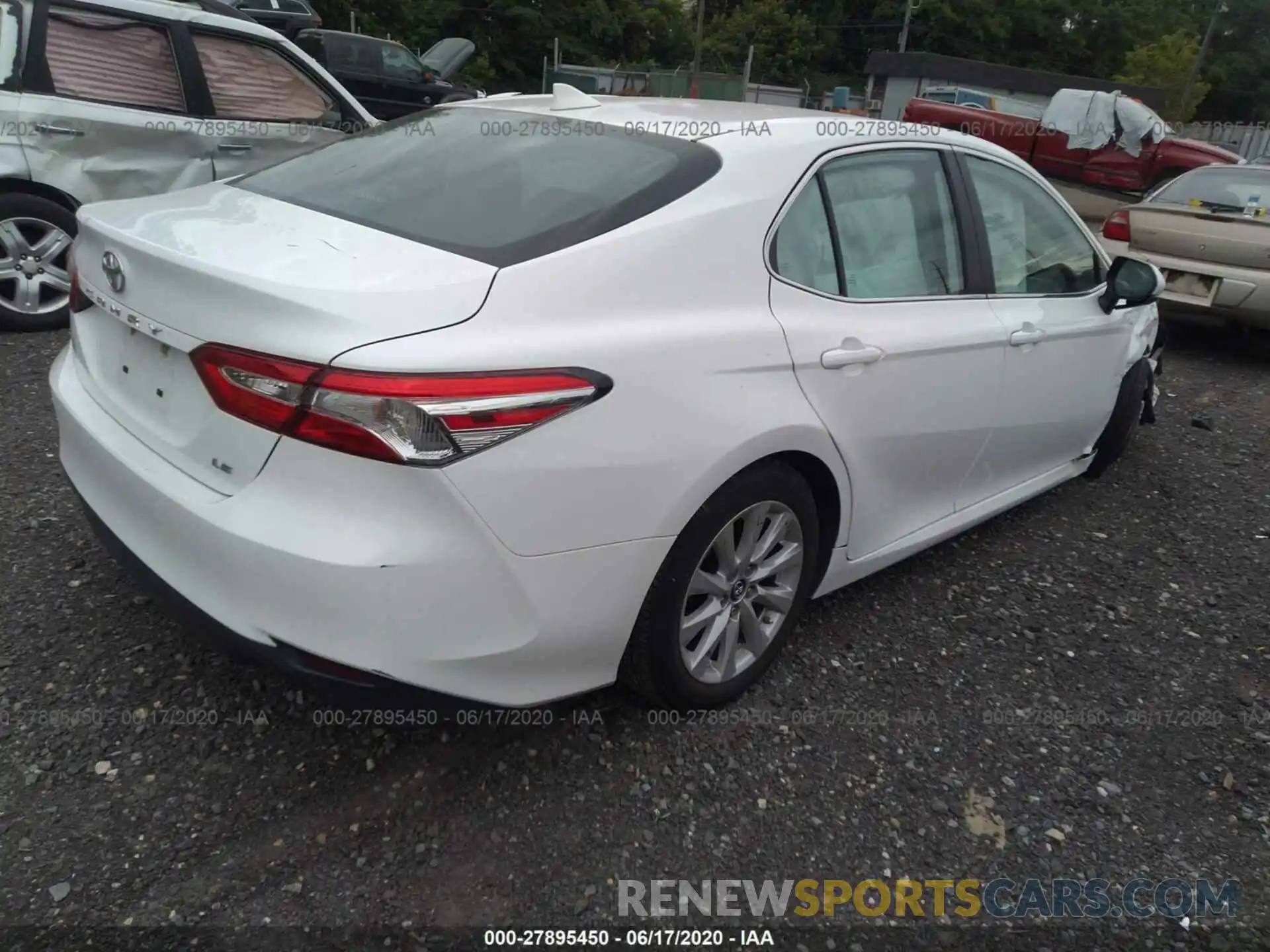 4 Photograph of a damaged car 4T1B11HK0KU750667 TOYOTA CAMRY 2019