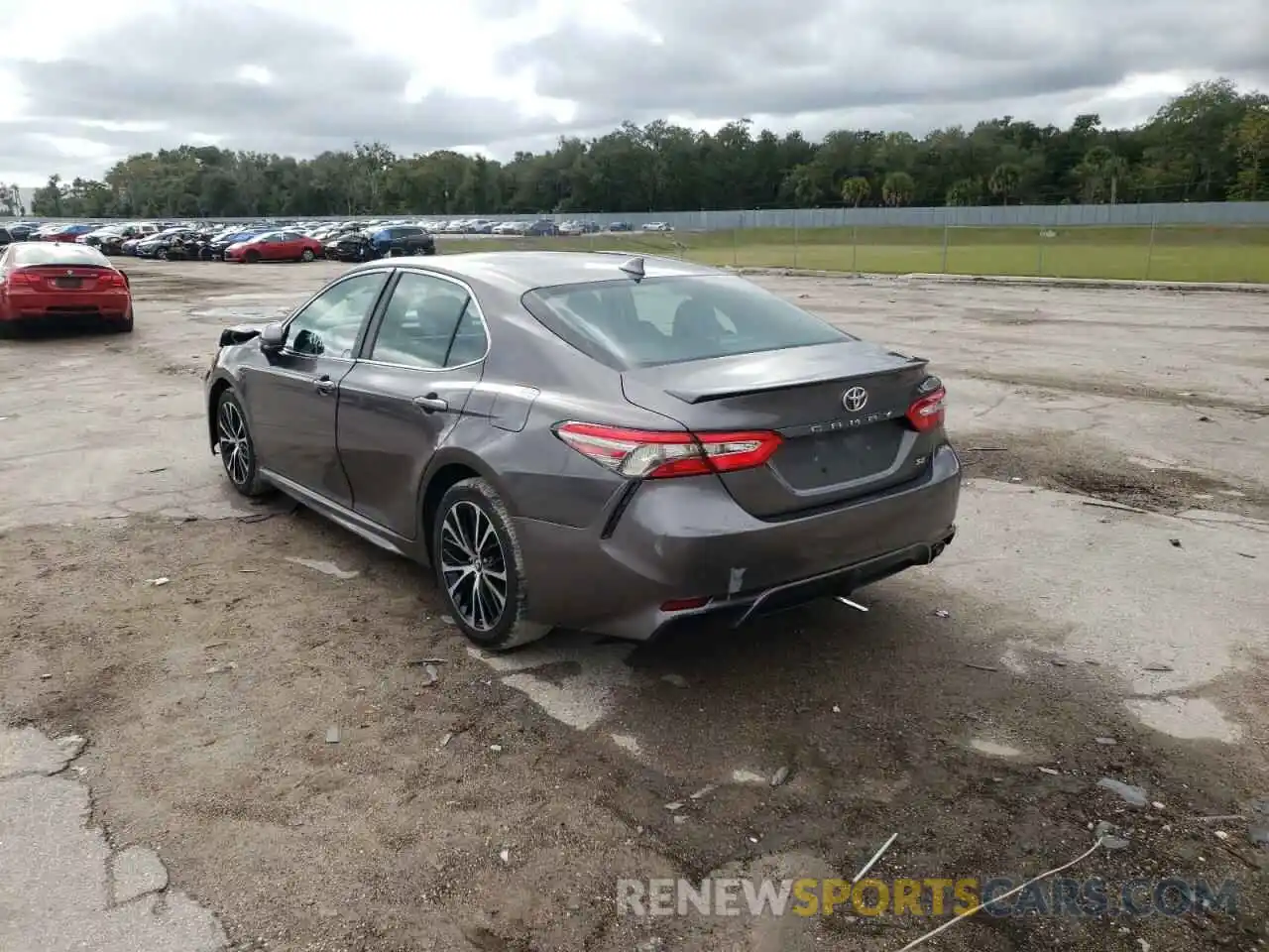 3 Photograph of a damaged car 4T1B11HK0KU754671 TOYOTA CAMRY 2019