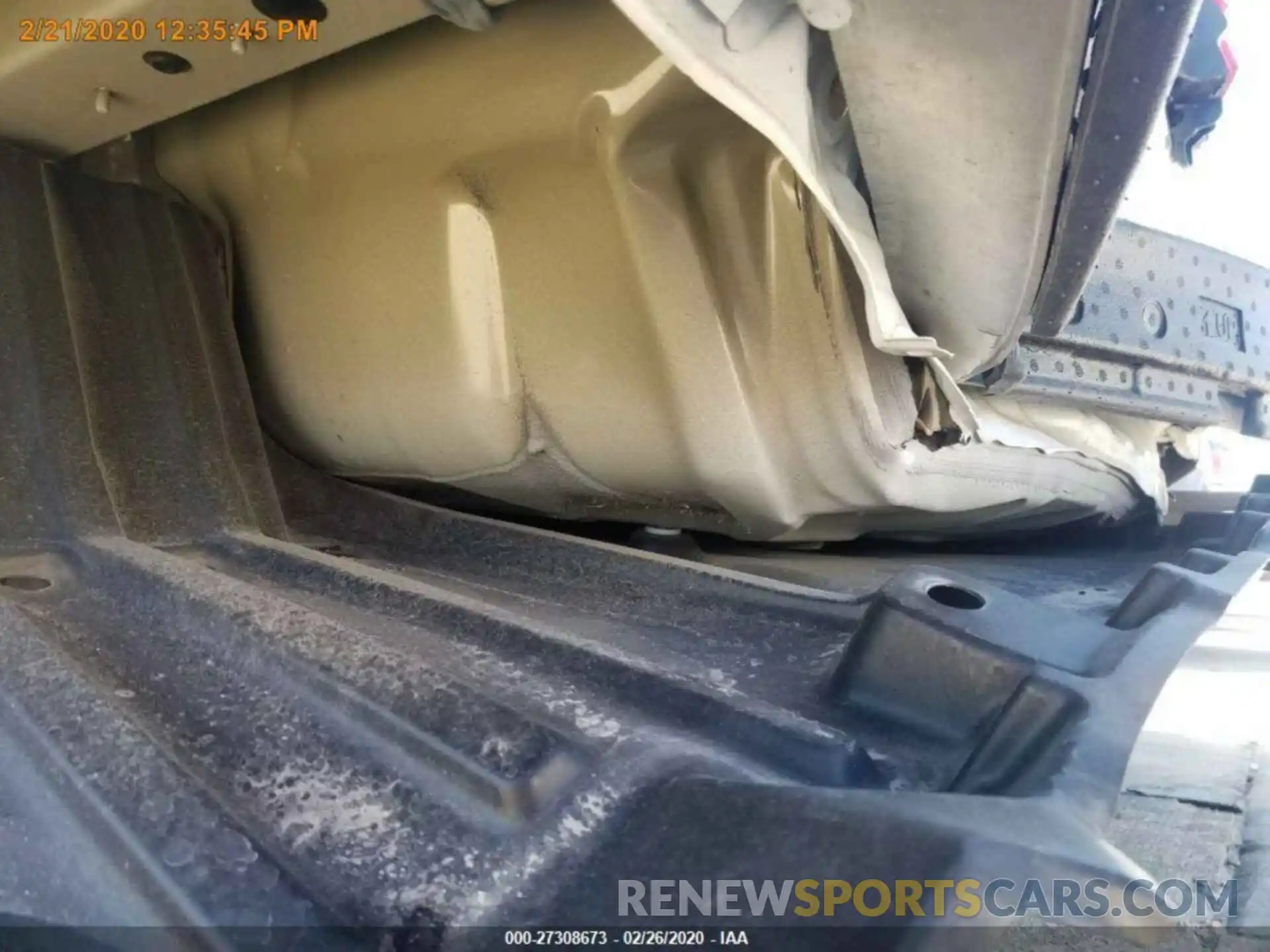 16 Photograph of a damaged car 4T1B11HK0KU756386 TOYOTA CAMRY 2019