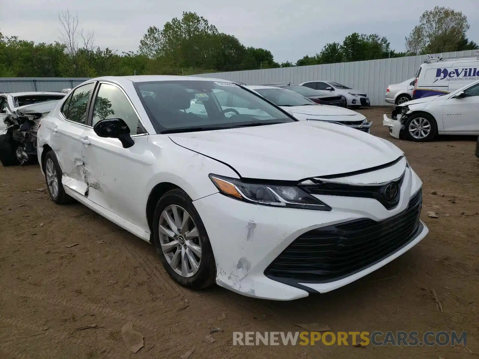 1 Photograph of a damaged car 4T1B11HK0KU756484 TOYOTA CAMRY 2019