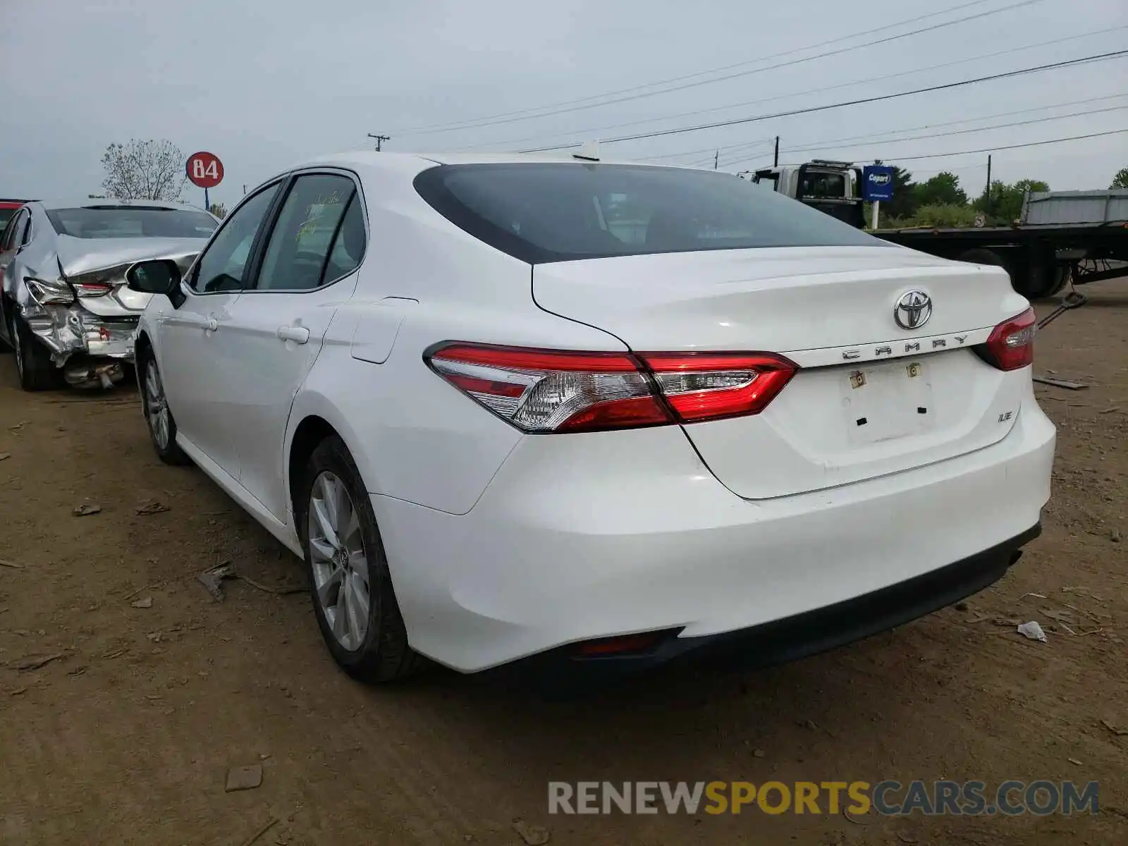 3 Photograph of a damaged car 4T1B11HK0KU756484 TOYOTA CAMRY 2019