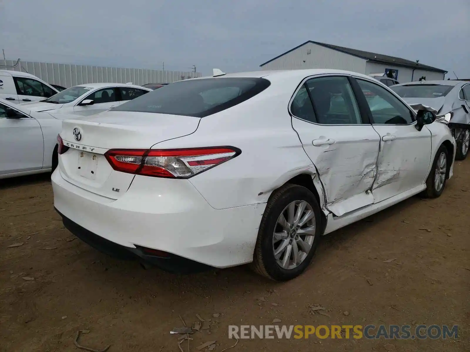 4 Photograph of a damaged car 4T1B11HK0KU756484 TOYOTA CAMRY 2019