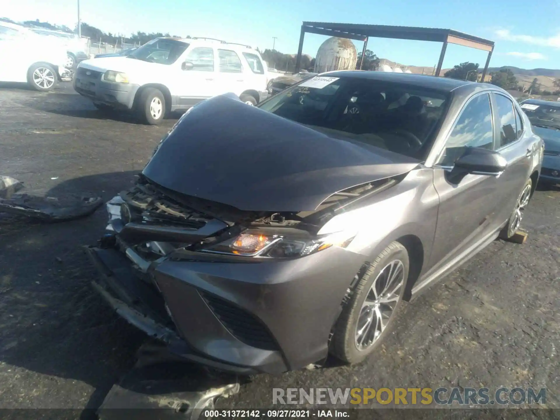 2 Photograph of a damaged car 4T1B11HK0KU760616 TOYOTA CAMRY 2019