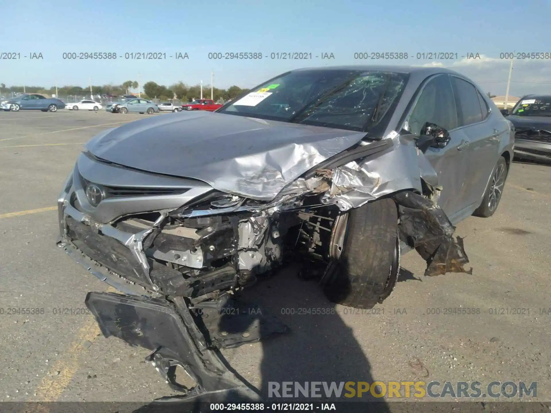 6 Photograph of a damaged car 4T1B11HK0KU761913 TOYOTA CAMRY 2019