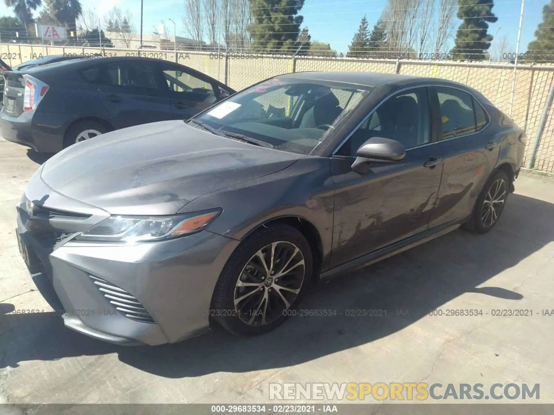 2 Photograph of a damaged car 4T1B11HK0KU765394 TOYOTA CAMRY 2019