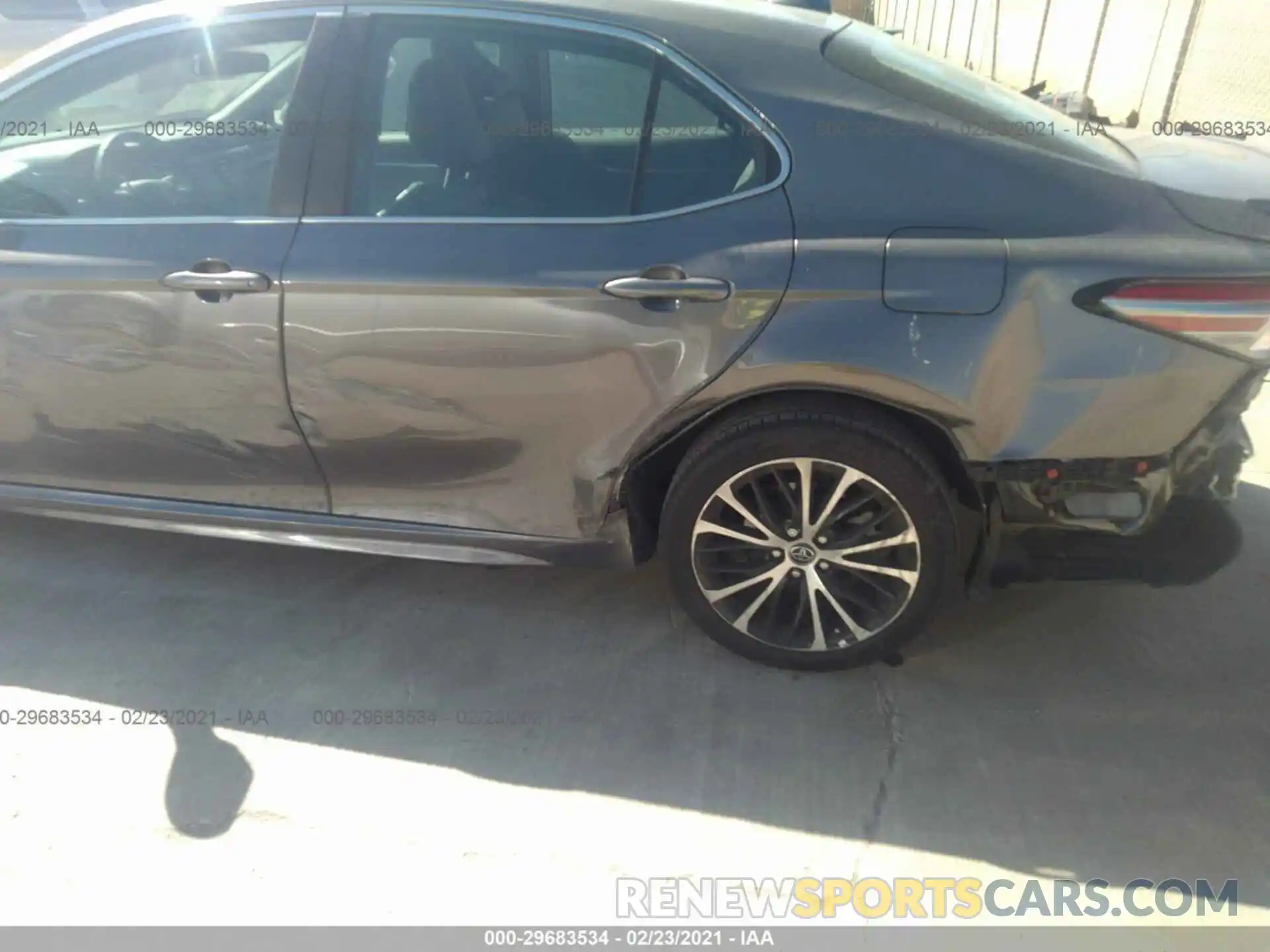 6 Photograph of a damaged car 4T1B11HK0KU765394 TOYOTA CAMRY 2019