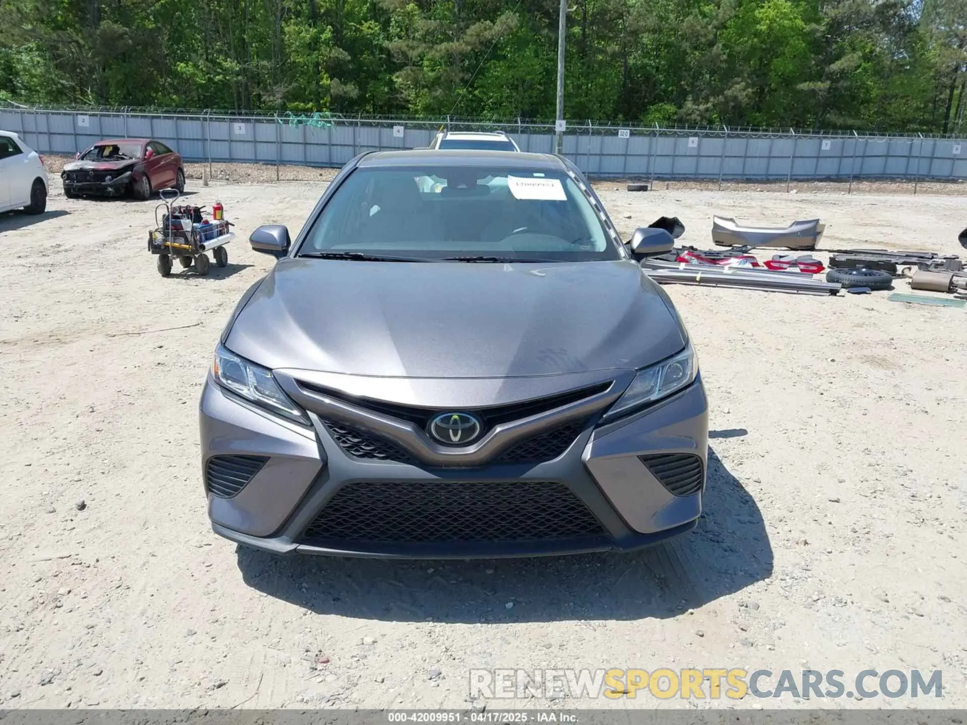 13 Photograph of a damaged car 4T1B11HK0KU771132 TOYOTA CAMRY 2019