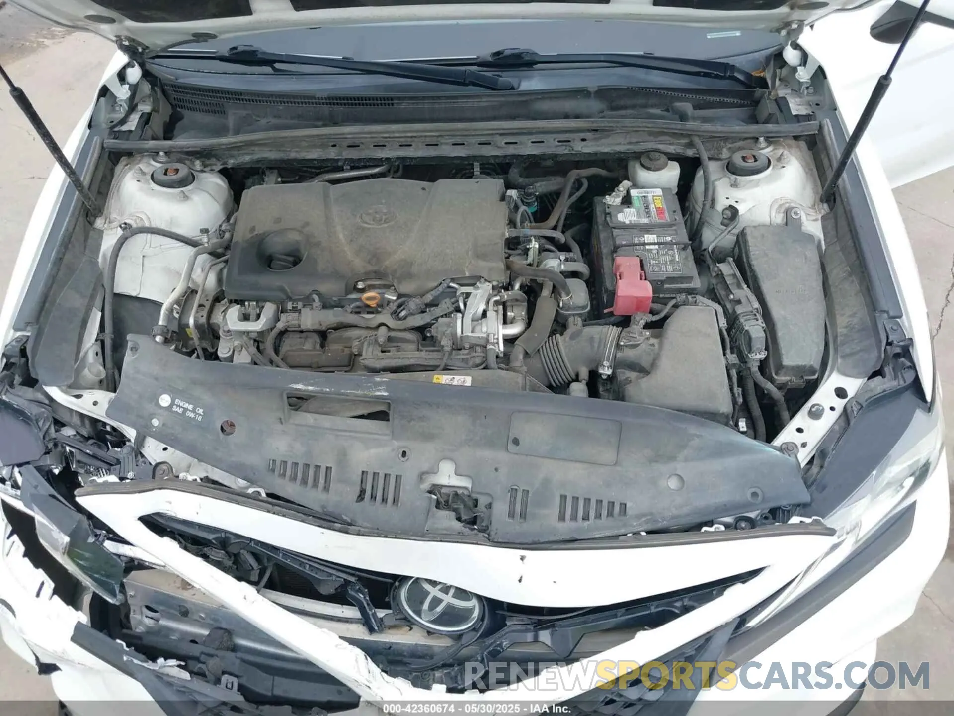 10 Photograph of a damaged car 4T1B11HK0KU775035 TOYOTA CAMRY 2019