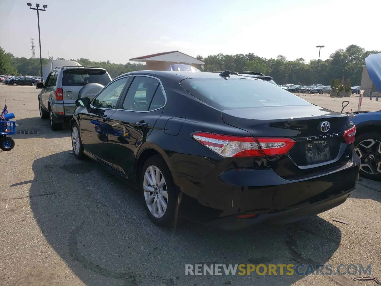 3 Photograph of a damaged car 4T1B11HK0KU776394 TOYOTA CAMRY 2019