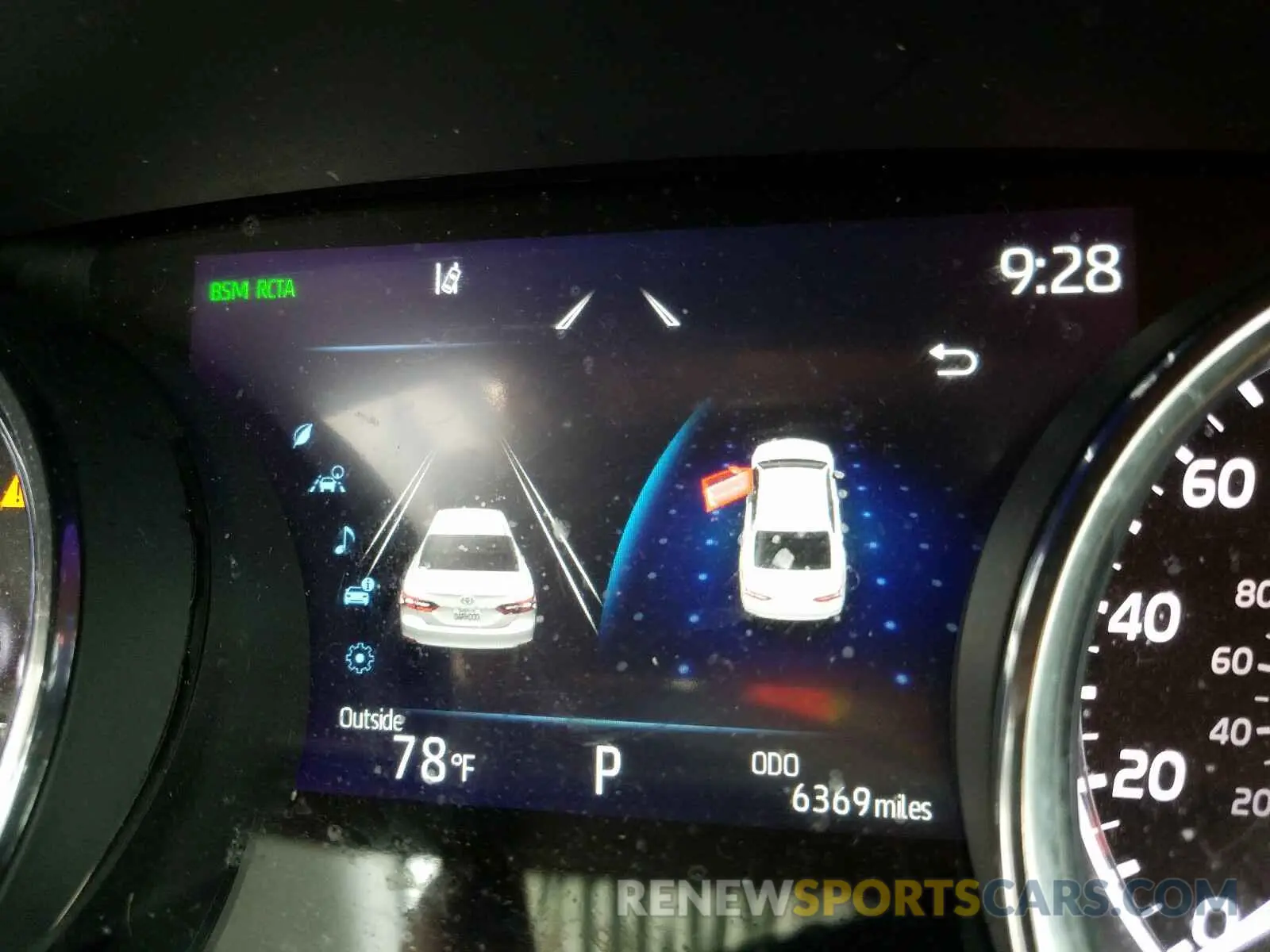 8 Photograph of a damaged car 4T1B11HK0KU778842 TOYOTA CAMRY 2019