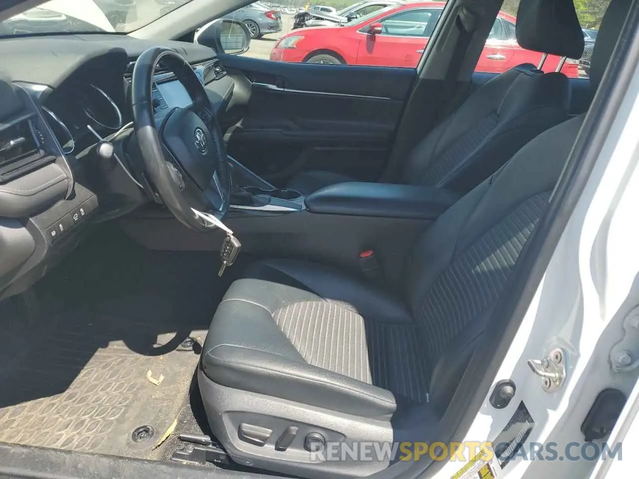 7 Photograph of a damaged car 4T1B11HK0KU779330 TOYOTA CAMRY 2019