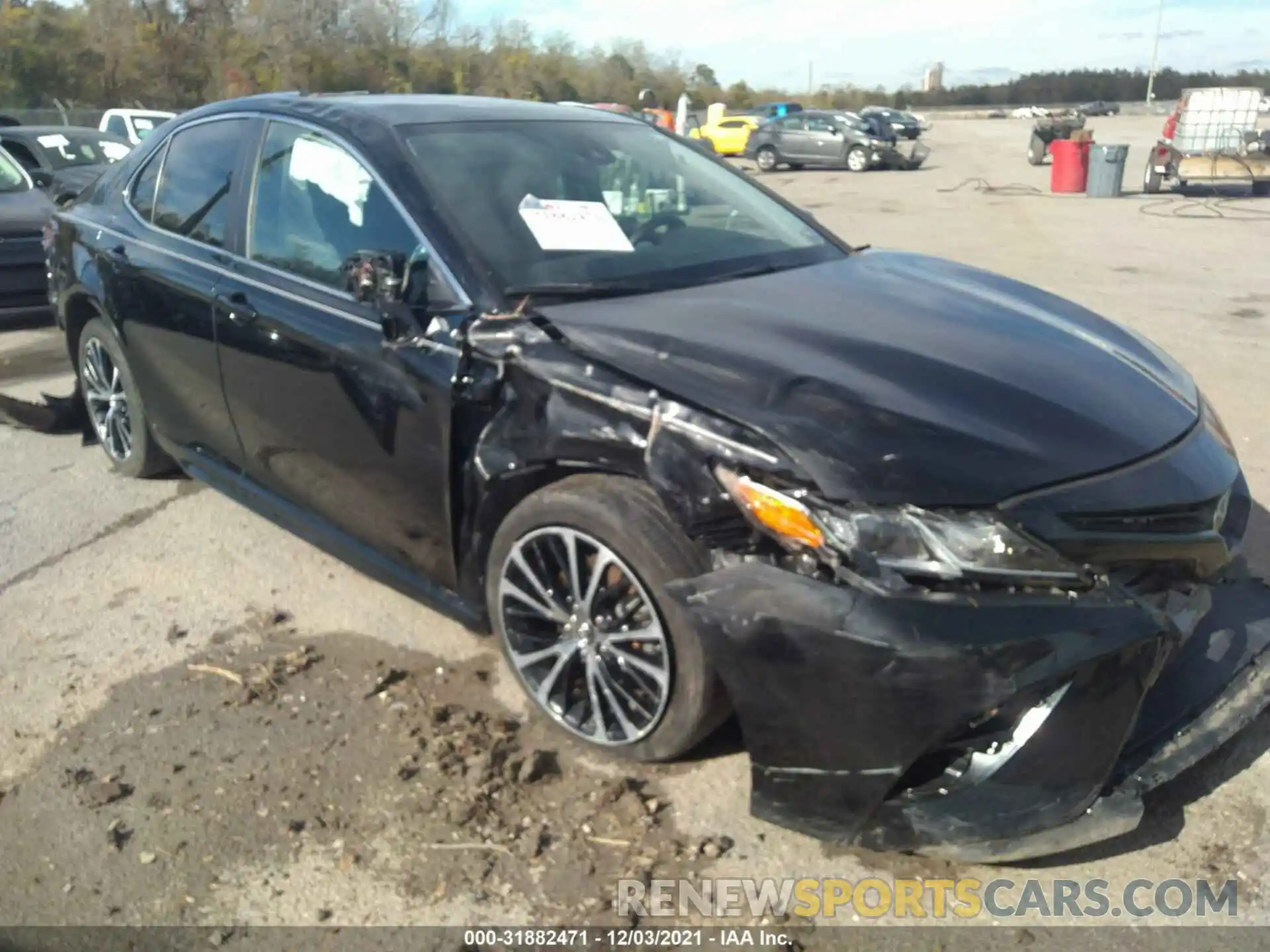 6 Photograph of a damaged car 4T1B11HK0KU779571 TOYOTA CAMRY 2019