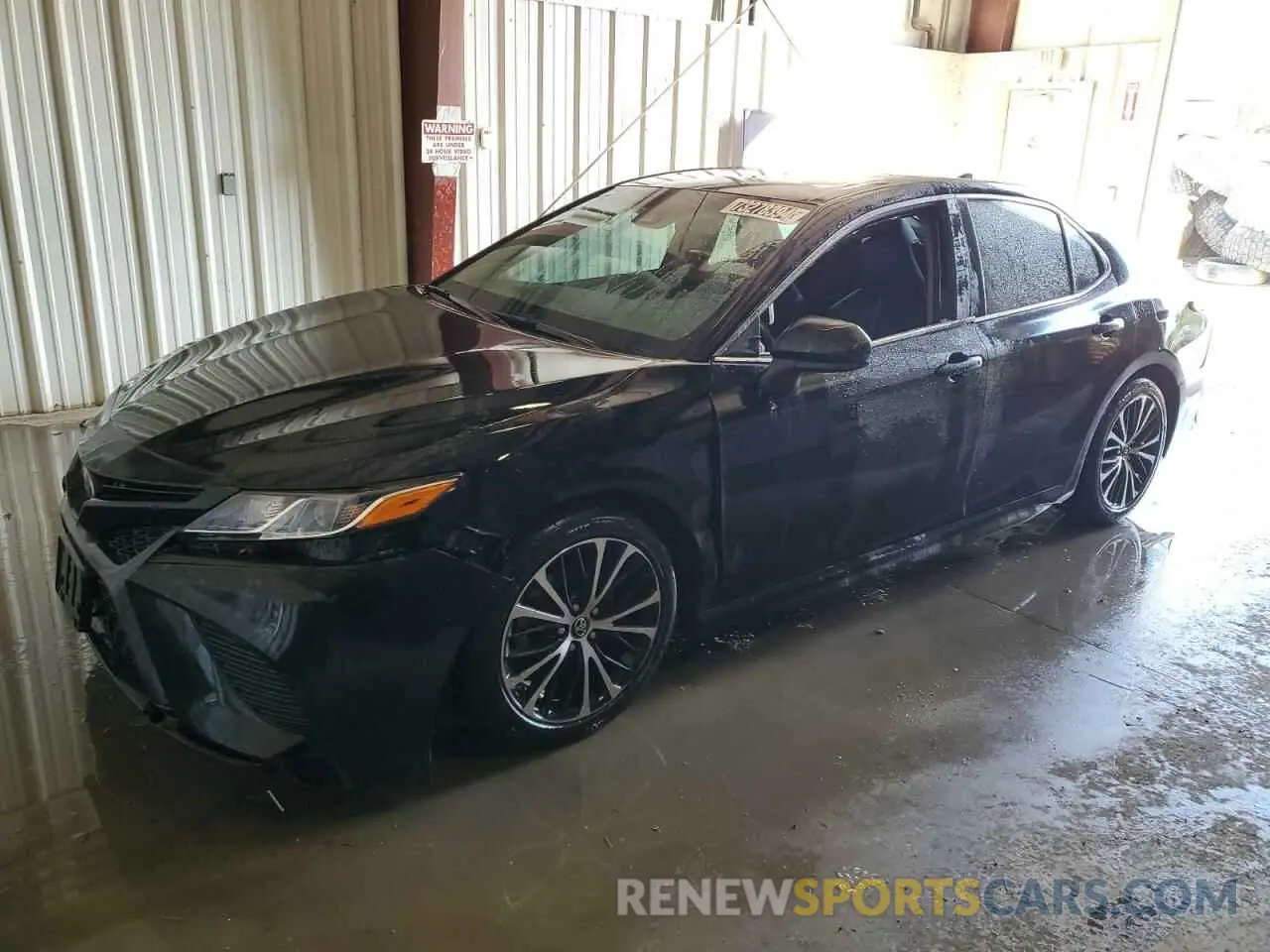 1 Photograph of a damaged car 4T1B11HK0KU782552 TOYOTA CAMRY 2019