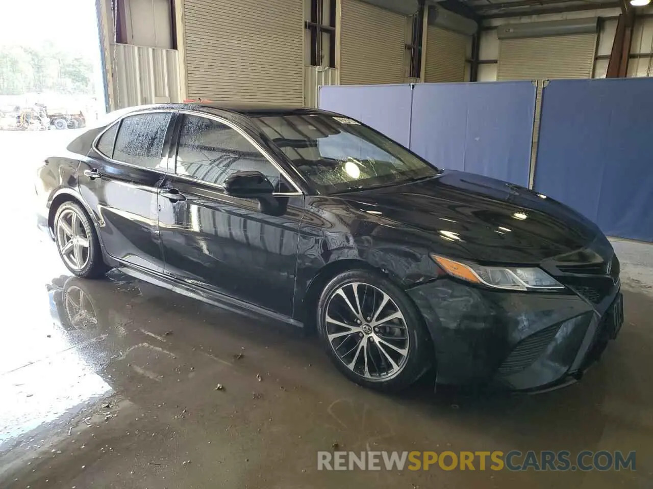 4 Photograph of a damaged car 4T1B11HK0KU782552 TOYOTA CAMRY 2019