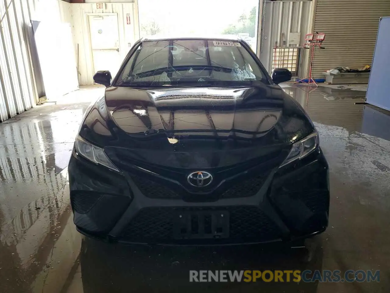 5 Photograph of a damaged car 4T1B11HK0KU782552 TOYOTA CAMRY 2019