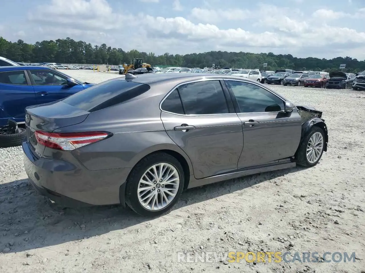 3 Photograph of a damaged car 4T1B11HK0KU783538 TOYOTA CAMRY 2019