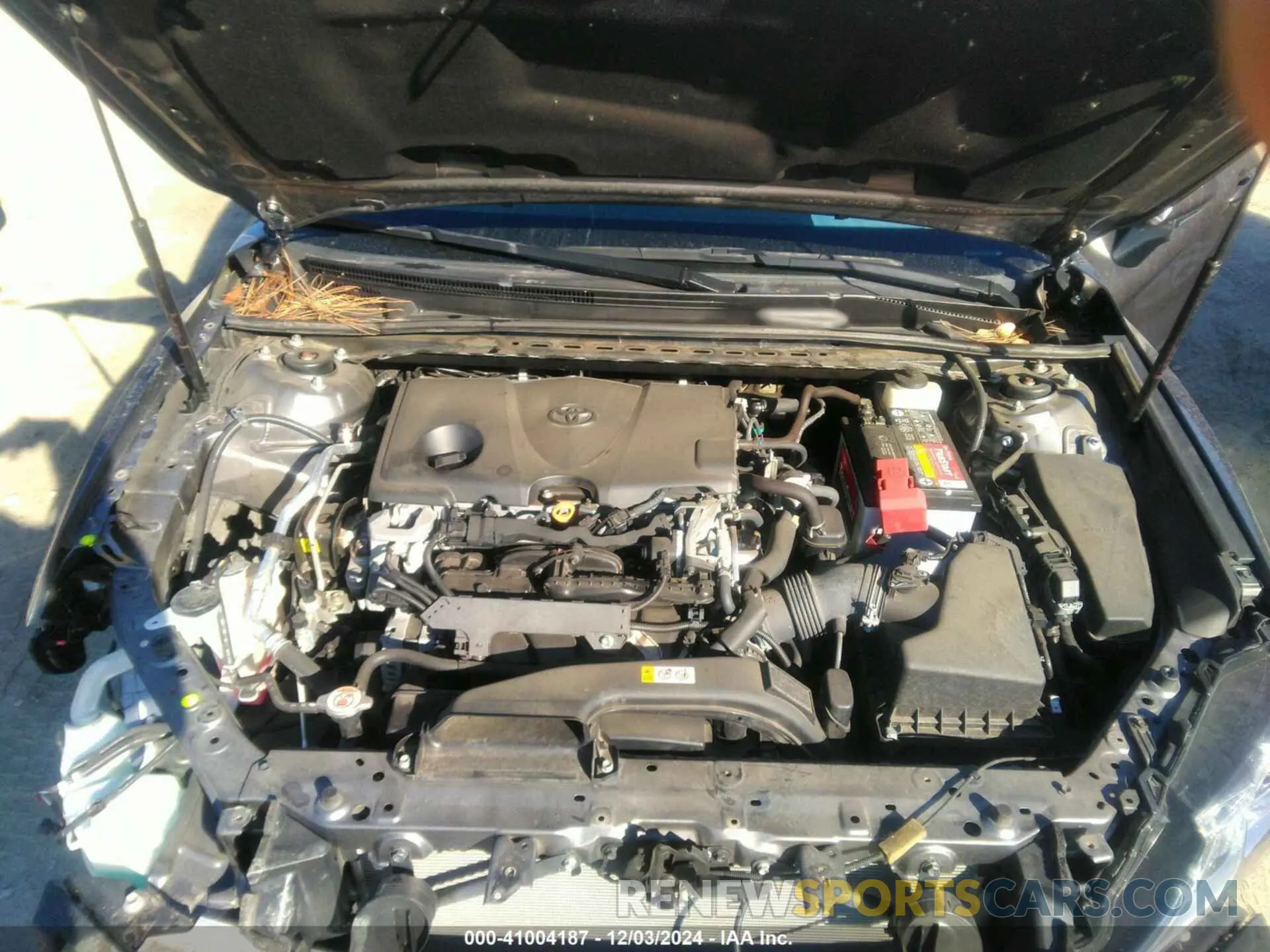 10 Photograph of a damaged car 4T1B11HK0KU784799 TOYOTA CAMRY 2019