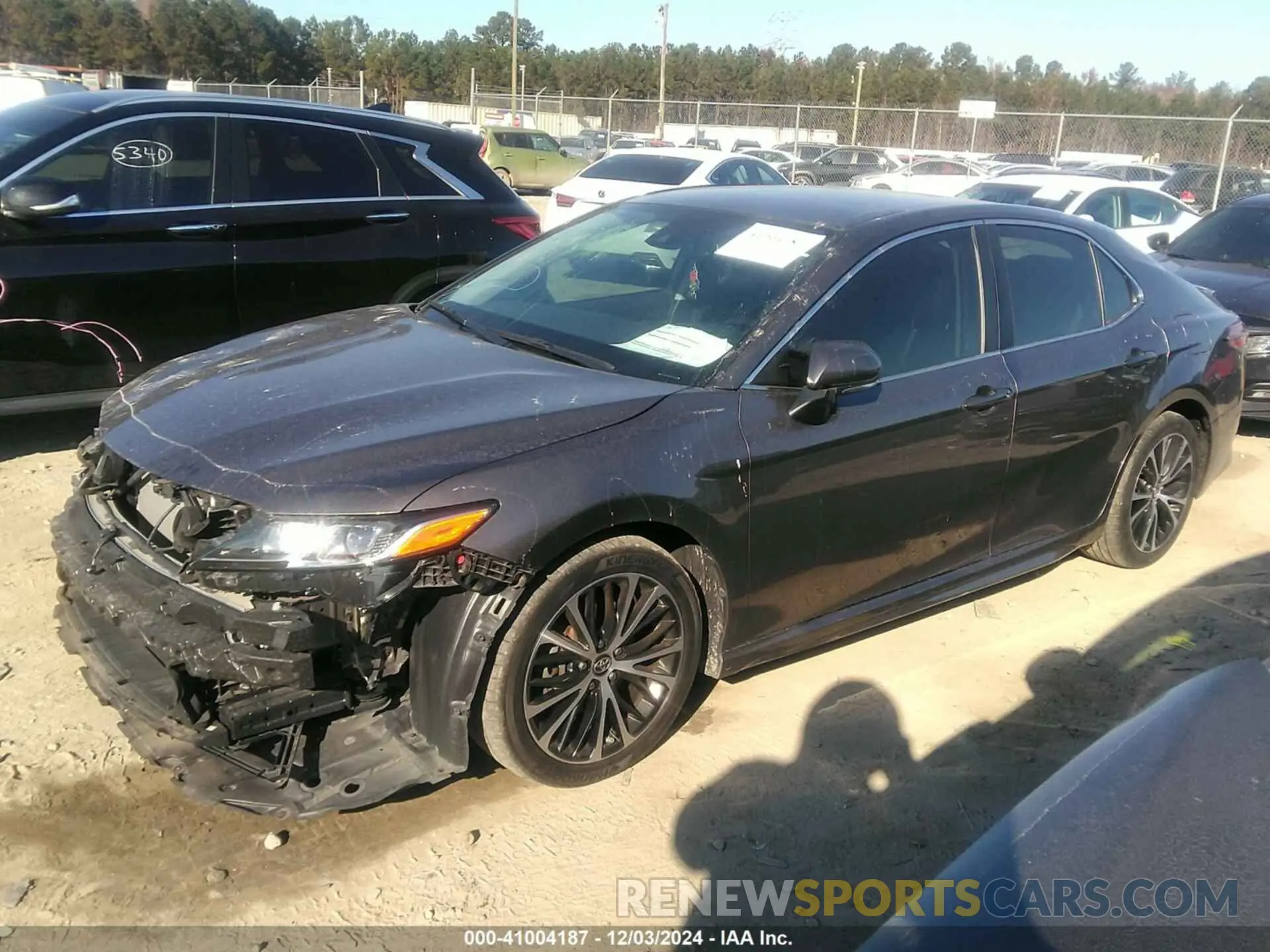 2 Photograph of a damaged car 4T1B11HK0KU784799 TOYOTA CAMRY 2019
