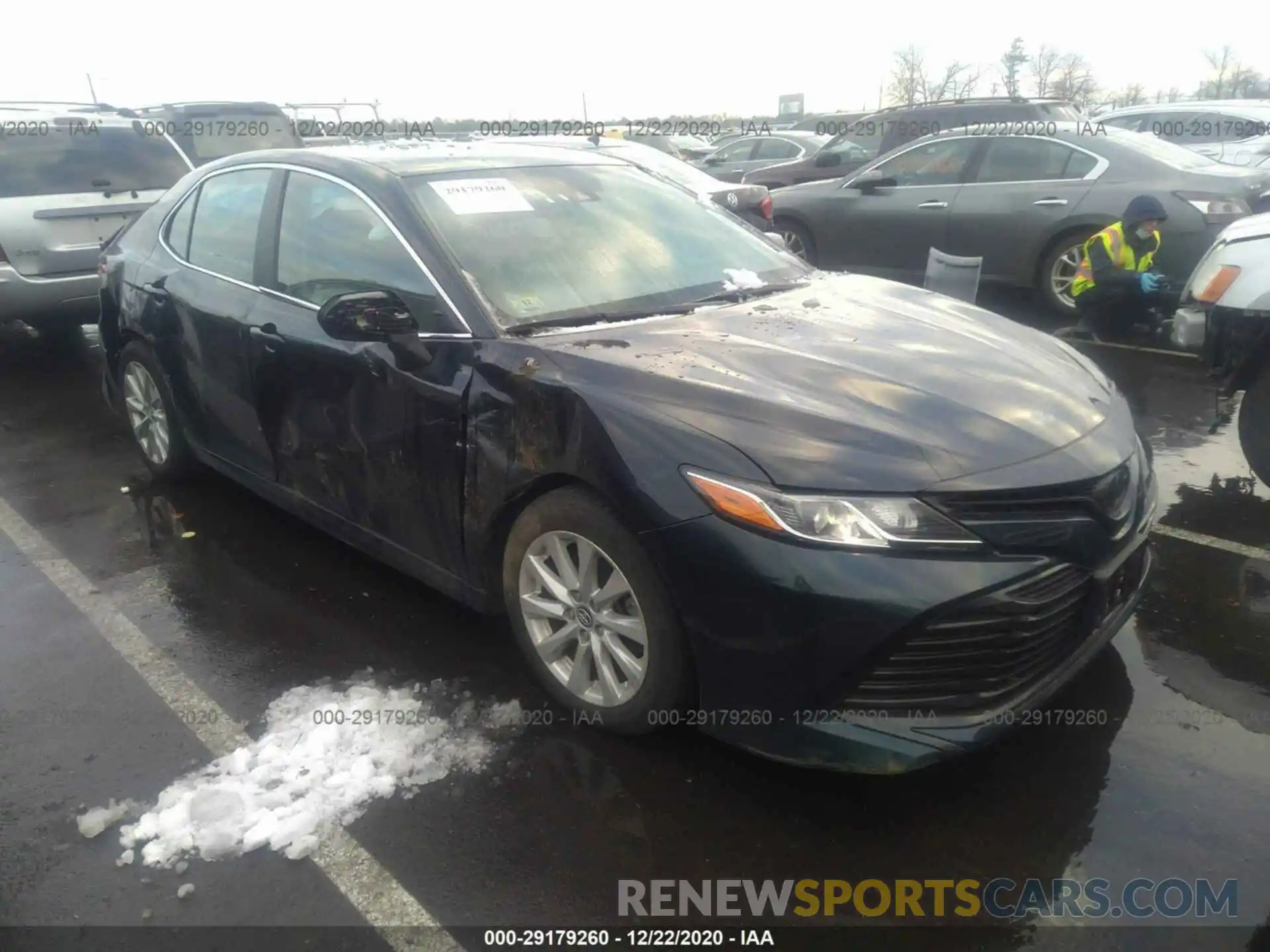 6 Photograph of a damaged car 4T1B11HK0KU785838 TOYOTA CAMRY 2019