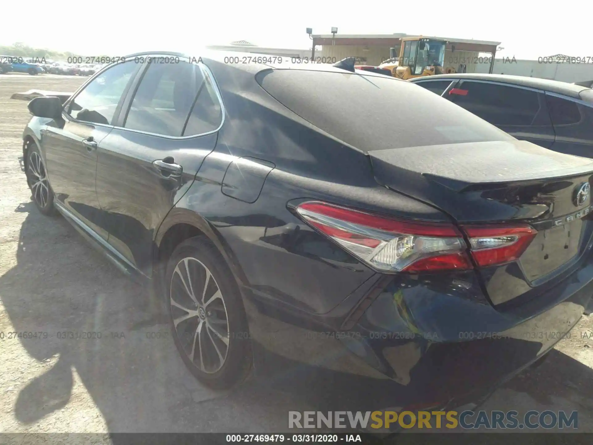 3 Photograph of a damaged car 4T1B11HK0KU786360 TOYOTA CAMRY 2019