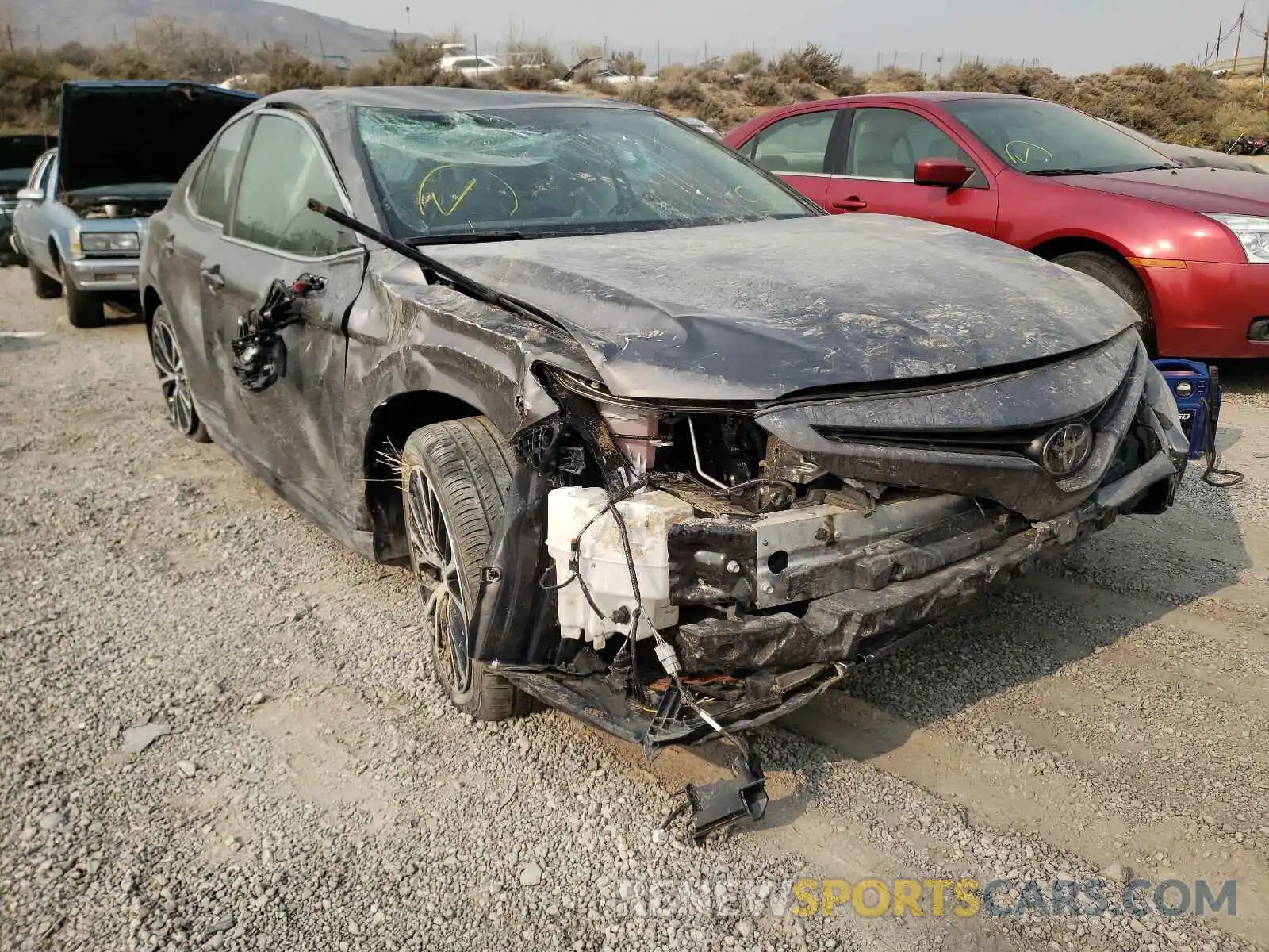 1 Photograph of a damaged car 4T1B11HK0KU786374 TOYOTA CAMRY 2019