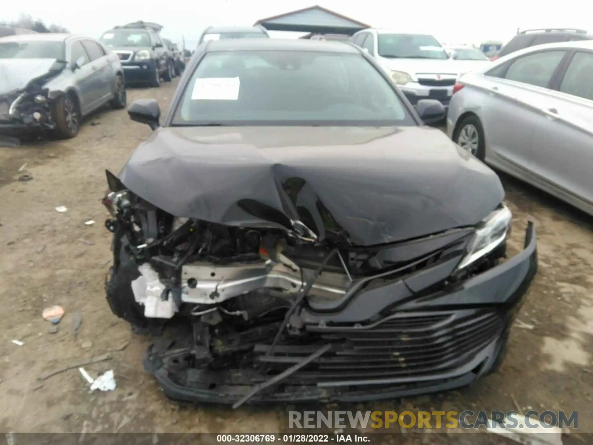 6 Photograph of a damaged car 4T1B11HK0KU786410 TOYOTA CAMRY 2019