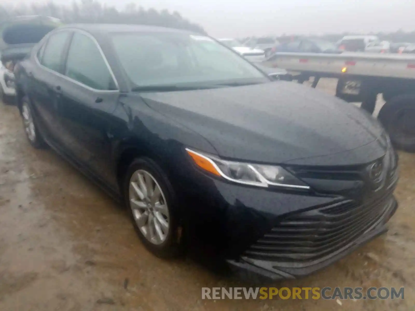 1 Photograph of a damaged car 4T1B11HK0KU786861 TOYOTA CAMRY 2019