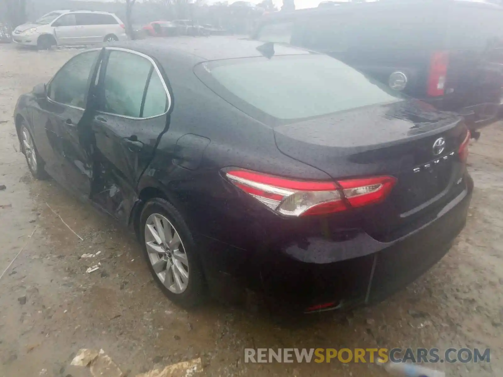 3 Photograph of a damaged car 4T1B11HK0KU786861 TOYOTA CAMRY 2019