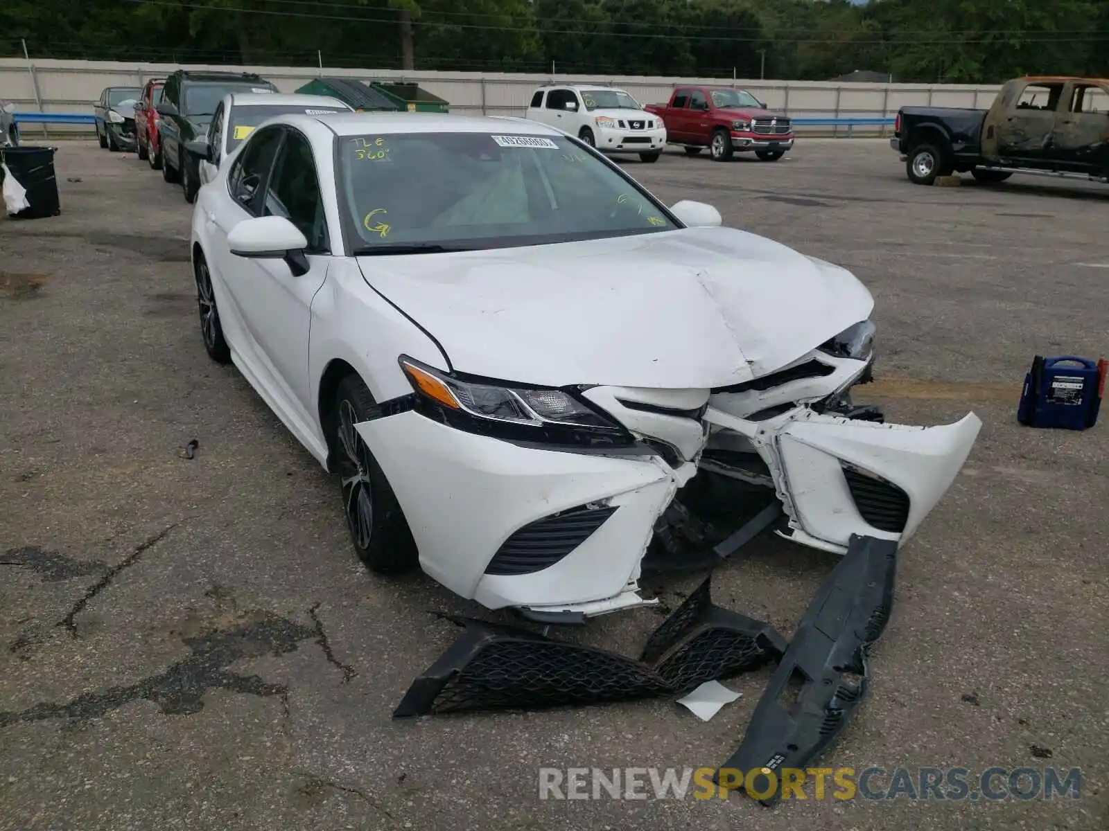 1 Photograph of a damaged car 4T1B11HK0KU789730 TOYOTA CAMRY 2019