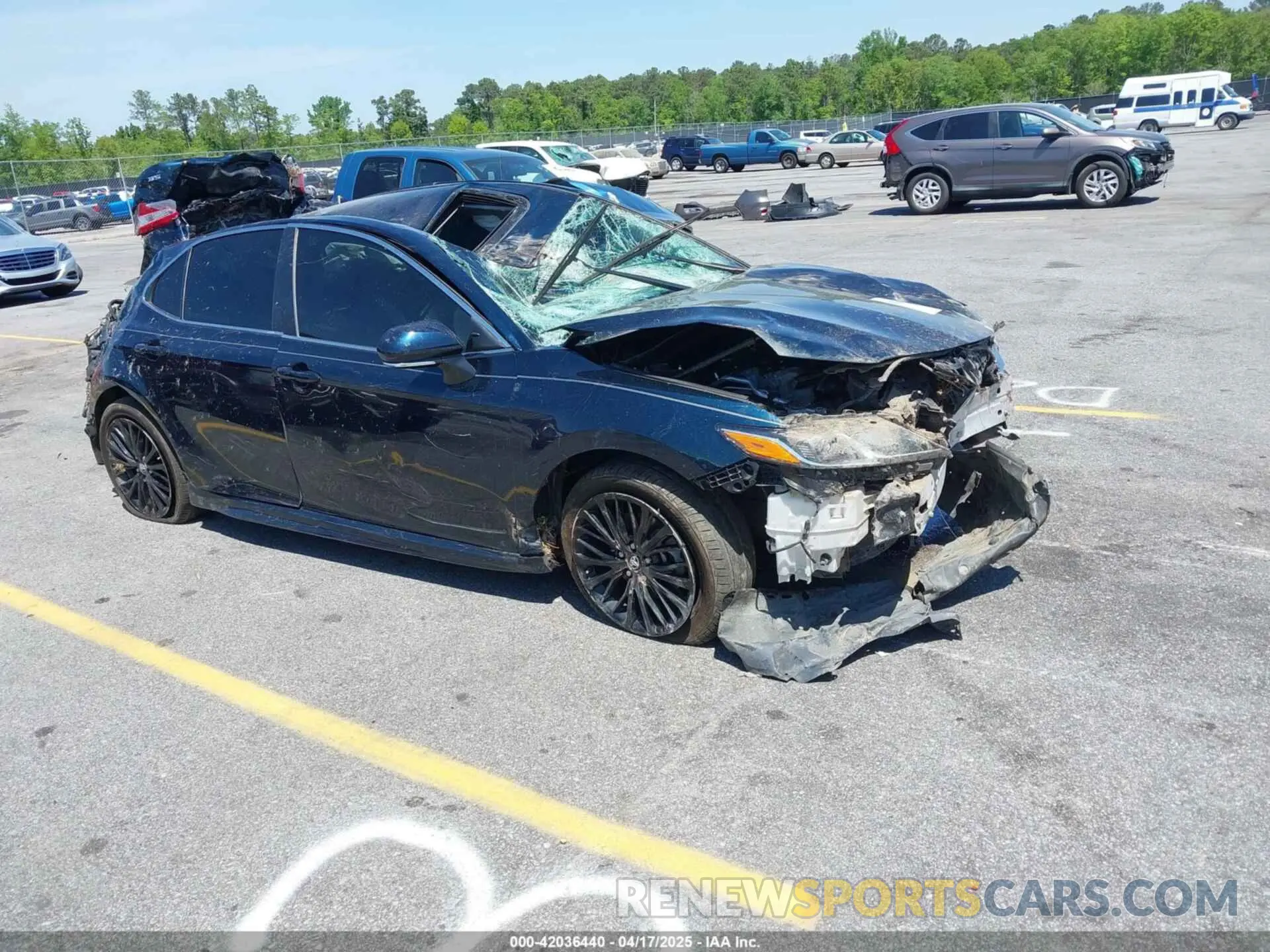 1 Photograph of a damaged car 4T1B11HK0KU790070 TOYOTA CAMRY 2019