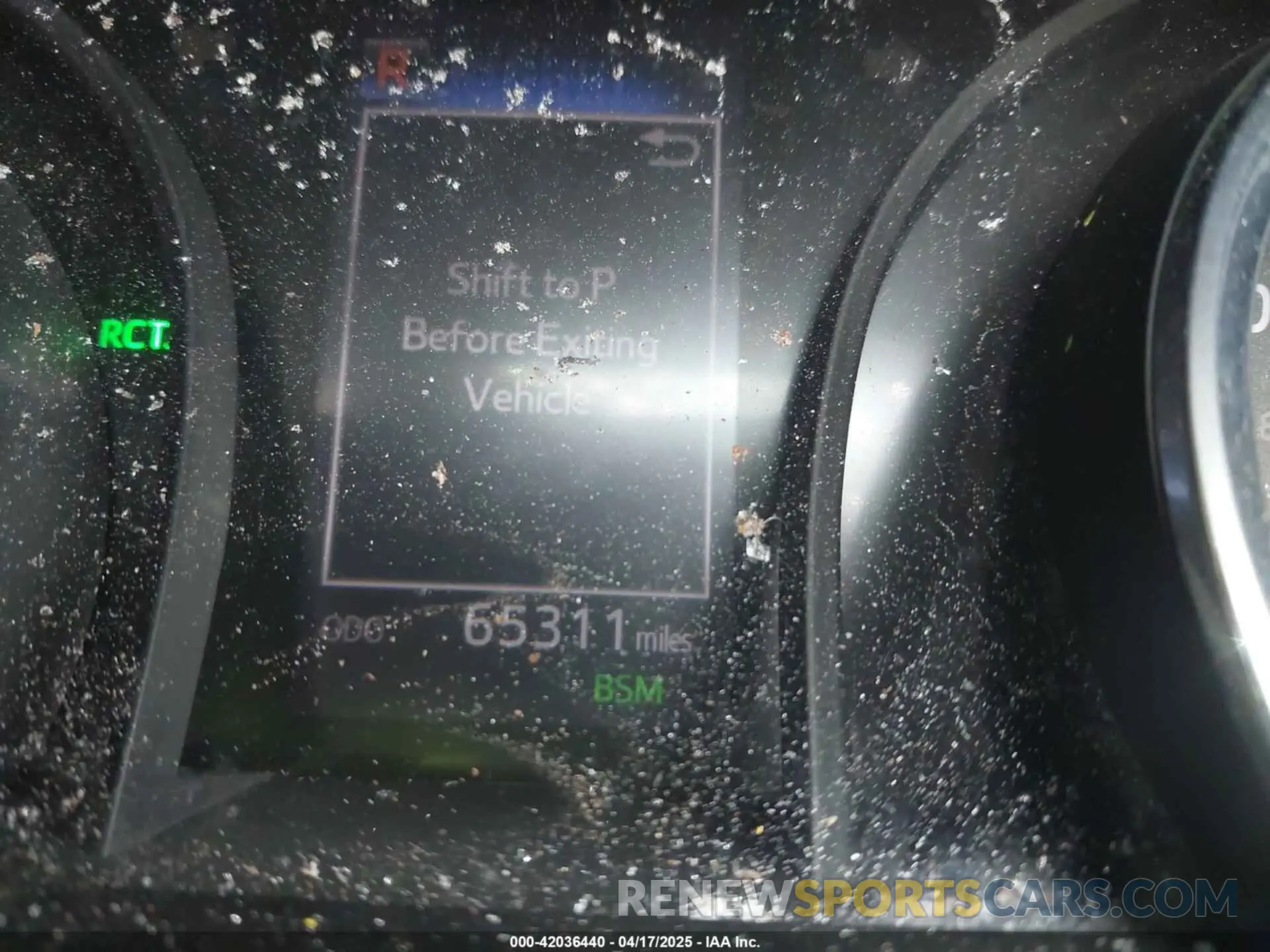 15 Photograph of a damaged car 4T1B11HK0KU790070 TOYOTA CAMRY 2019