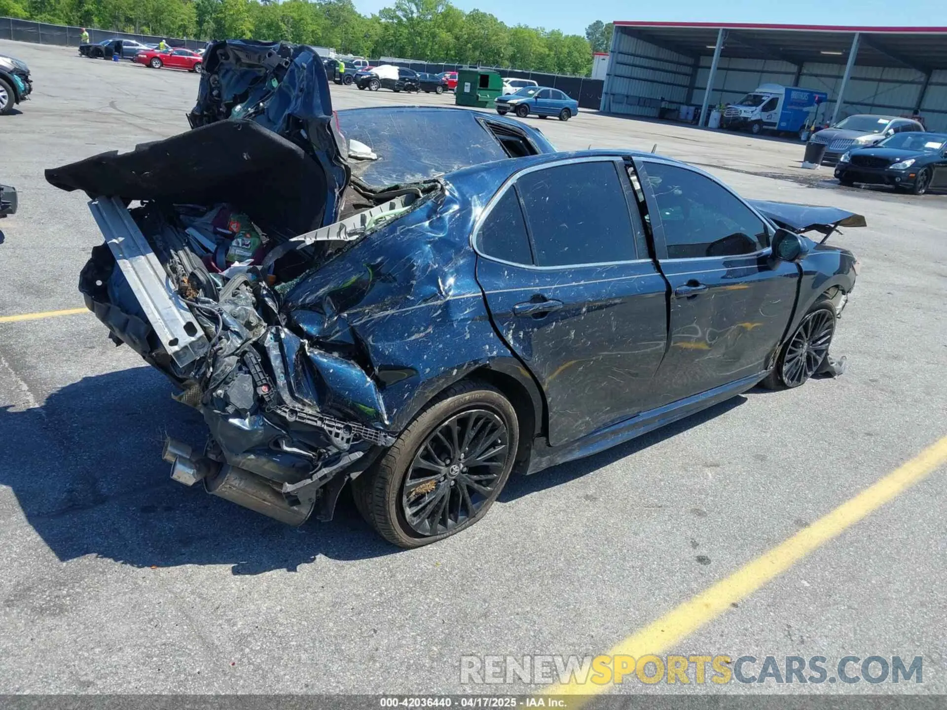 4 Photograph of a damaged car 4T1B11HK0KU790070 TOYOTA CAMRY 2019