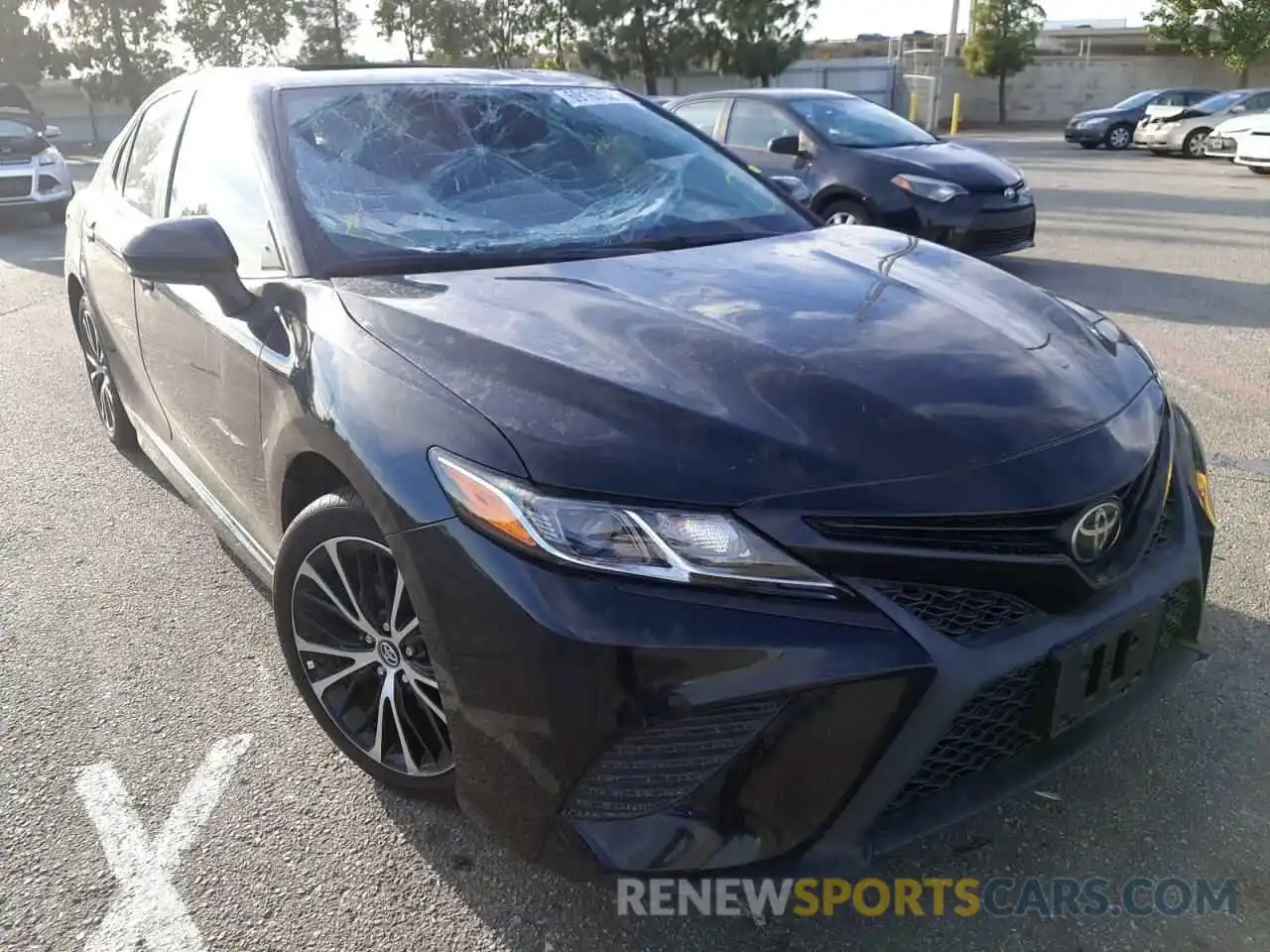 1 Photograph of a damaged car 4T1B11HK0KU790747 TOYOTA CAMRY 2019