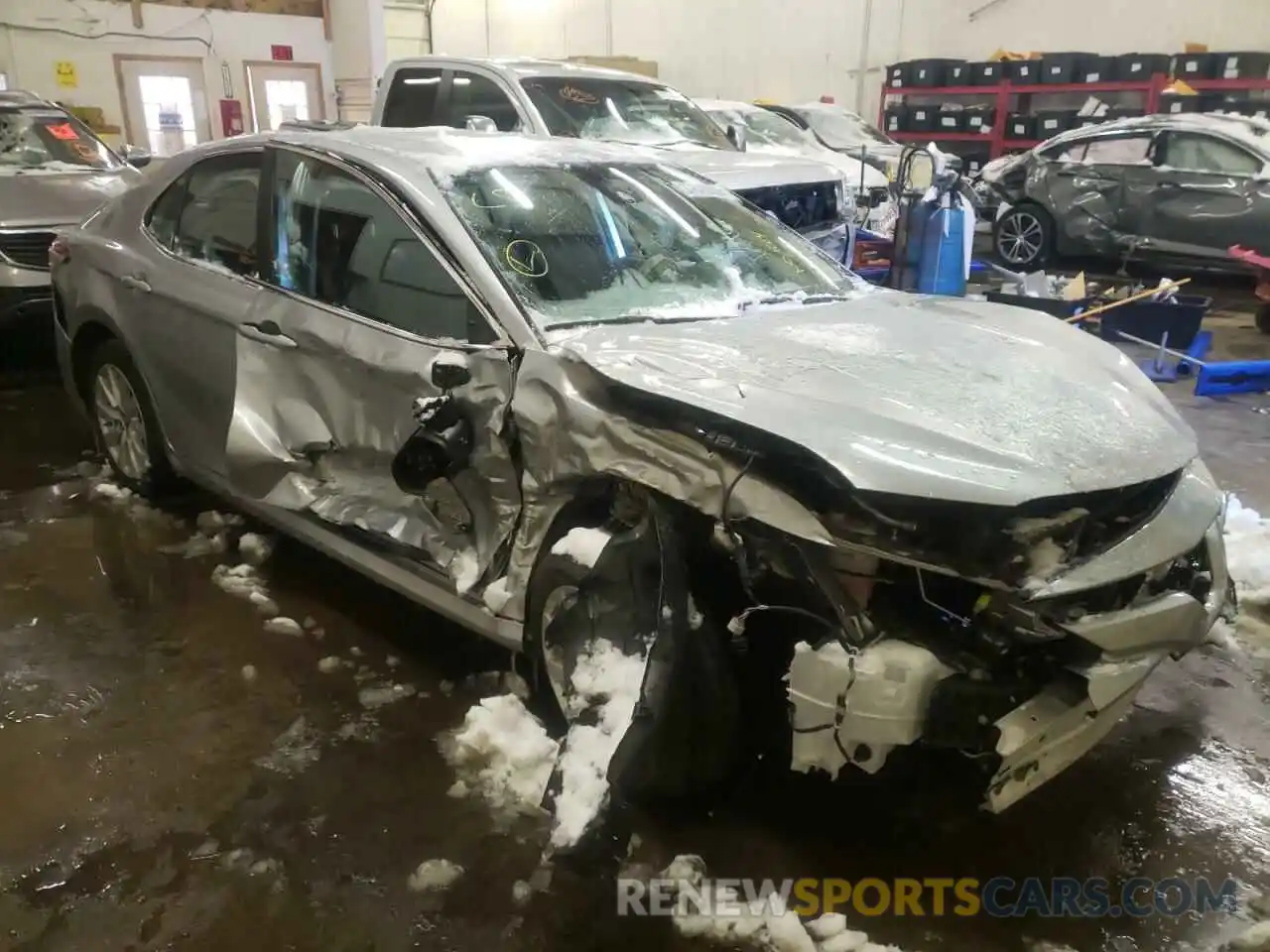 1 Photograph of a damaged car 4T1B11HK0KU798055 TOYOTA CAMRY 2019