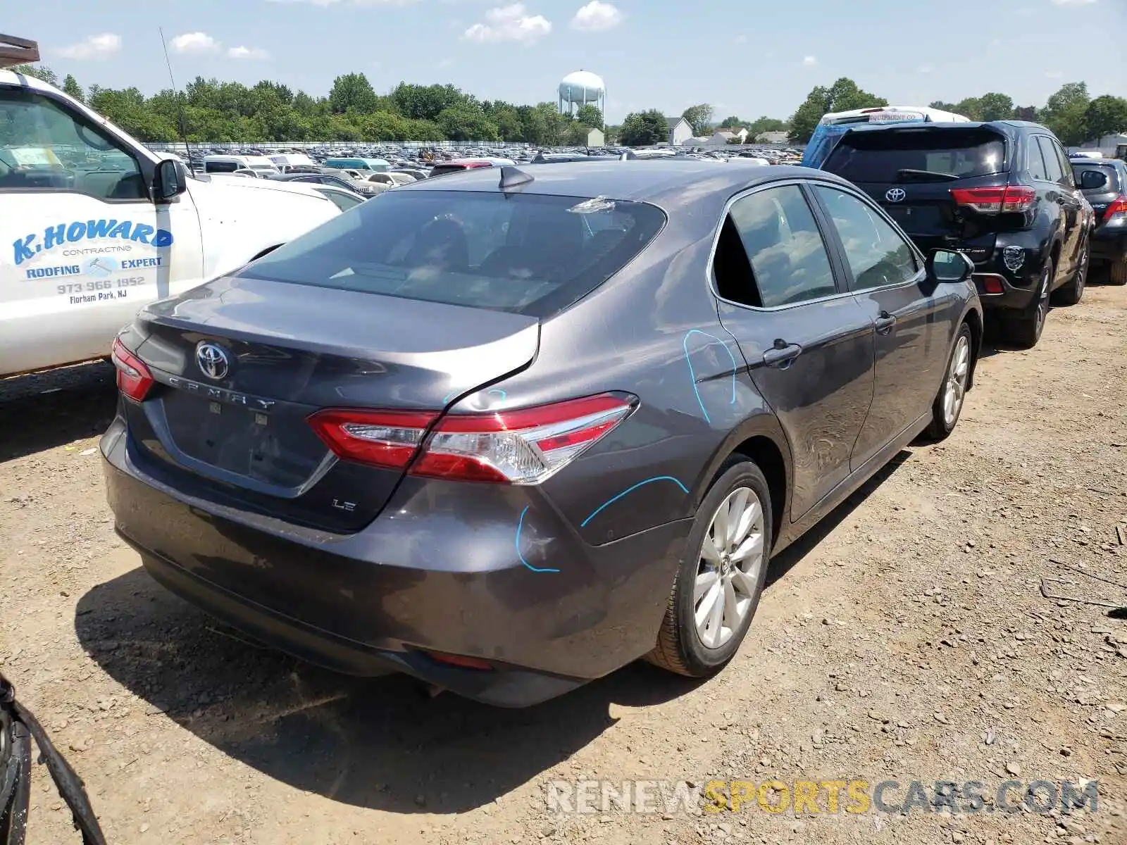 4 Photograph of a damaged car 4T1B11HK0KU804260 TOYOTA CAMRY 2019