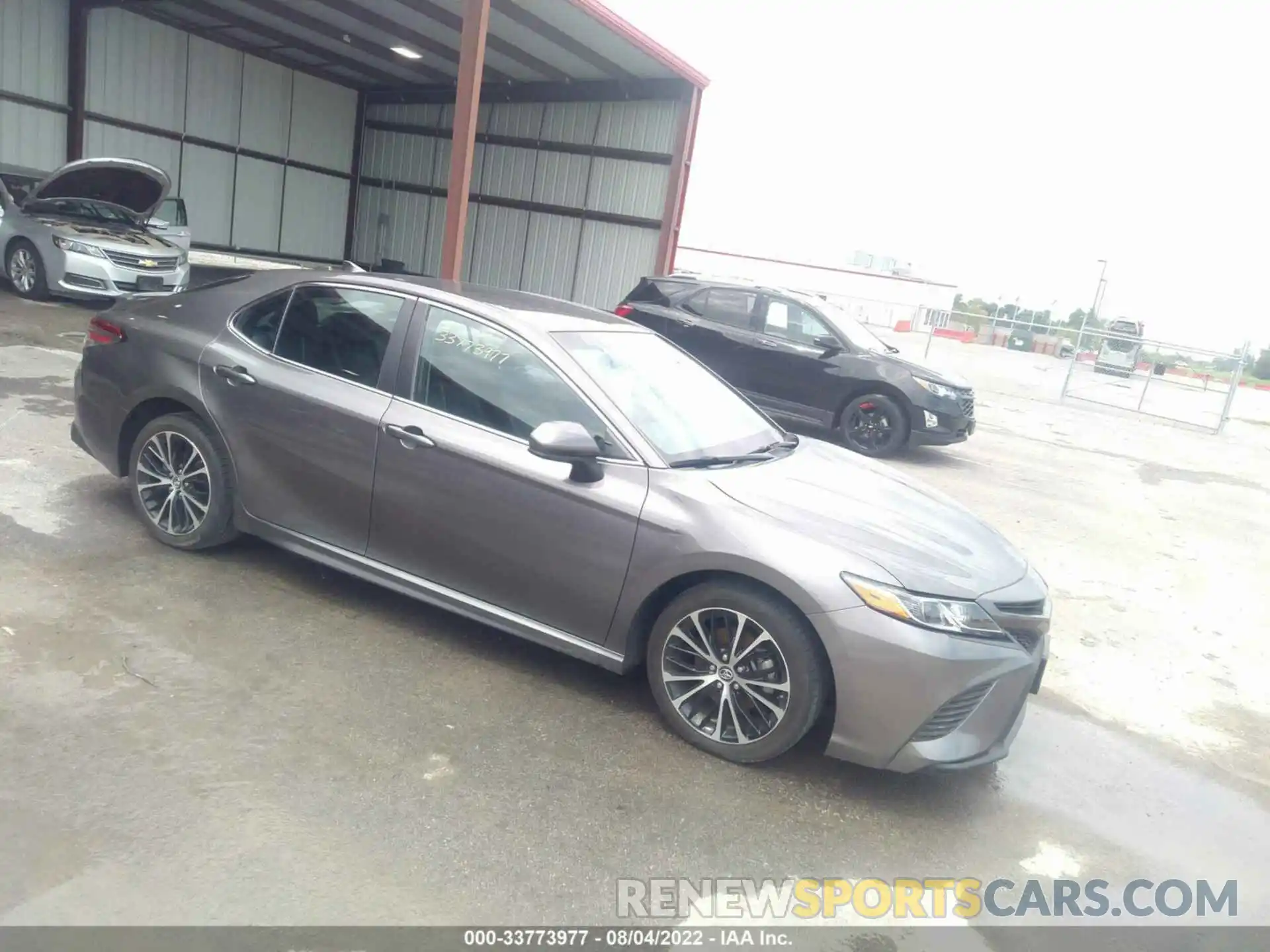 1 Photograph of a damaged car 4T1B11HK0KU808860 TOYOTA CAMRY 2019