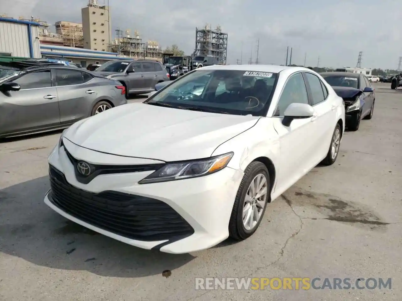 2 Photograph of a damaged car 4T1B11HK0KU808938 TOYOTA CAMRY 2019