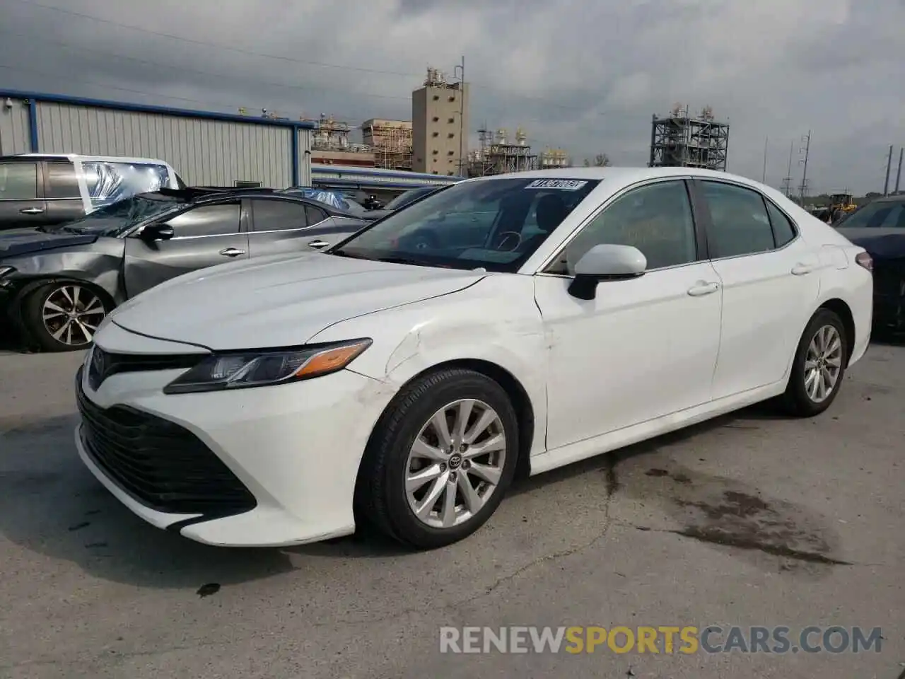 9 Photograph of a damaged car 4T1B11HK0KU808938 TOYOTA CAMRY 2019