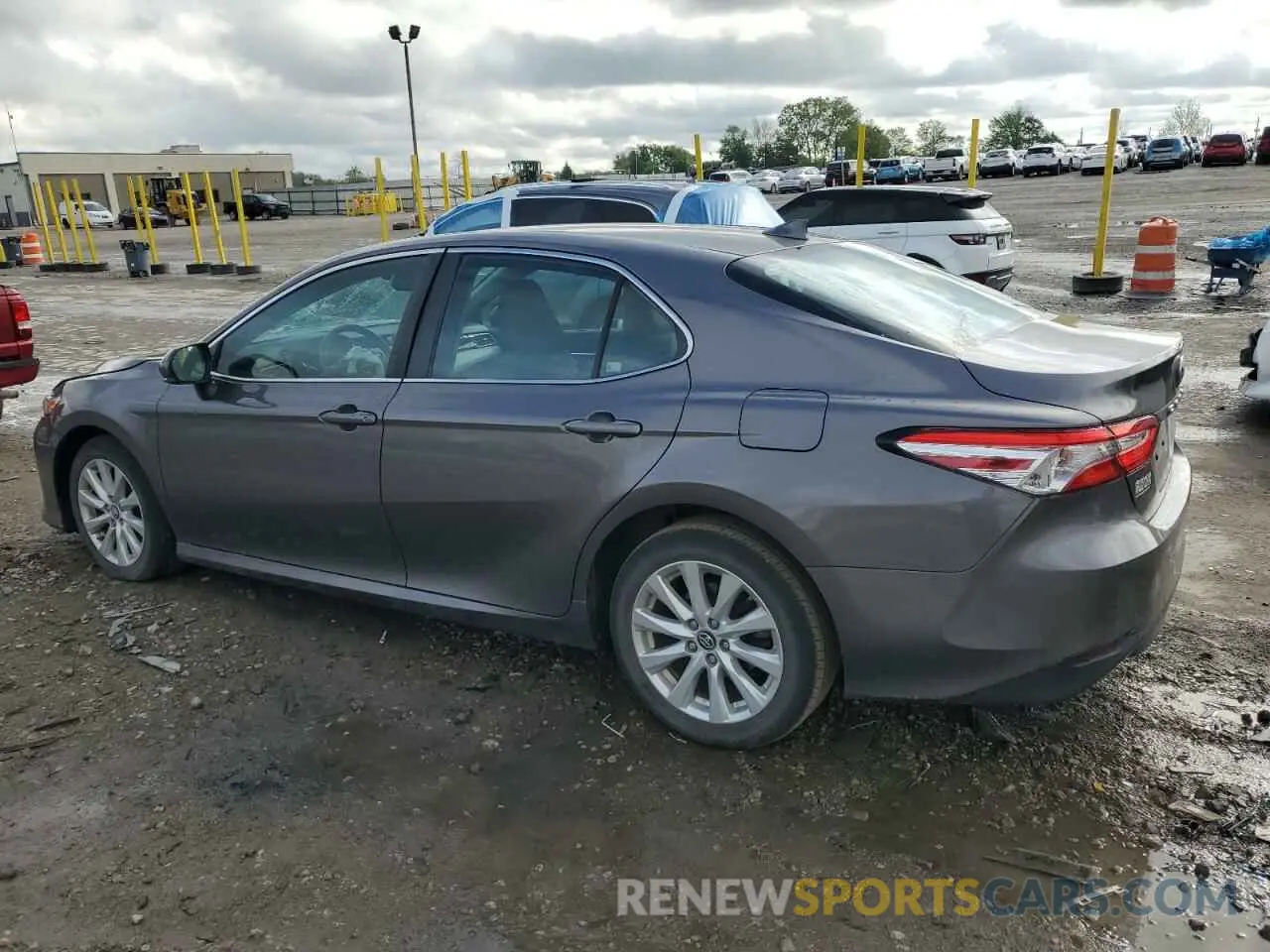 2 Photograph of a damaged car 4T1B11HK0KU809510 TOYOTA CAMRY 2019