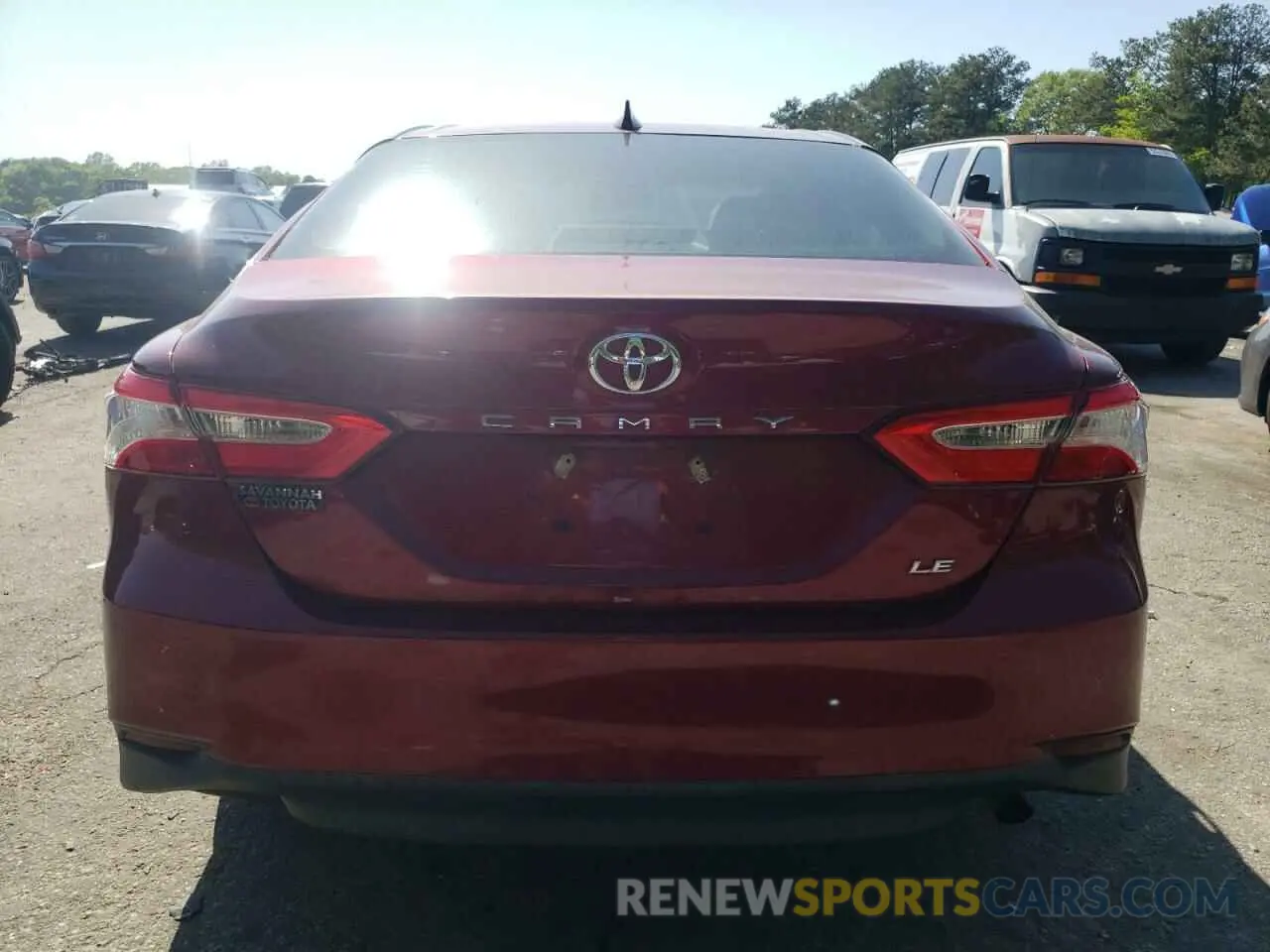 6 Photograph of a damaged car 4T1B11HK0KU810494 TOYOTA CAMRY 2019