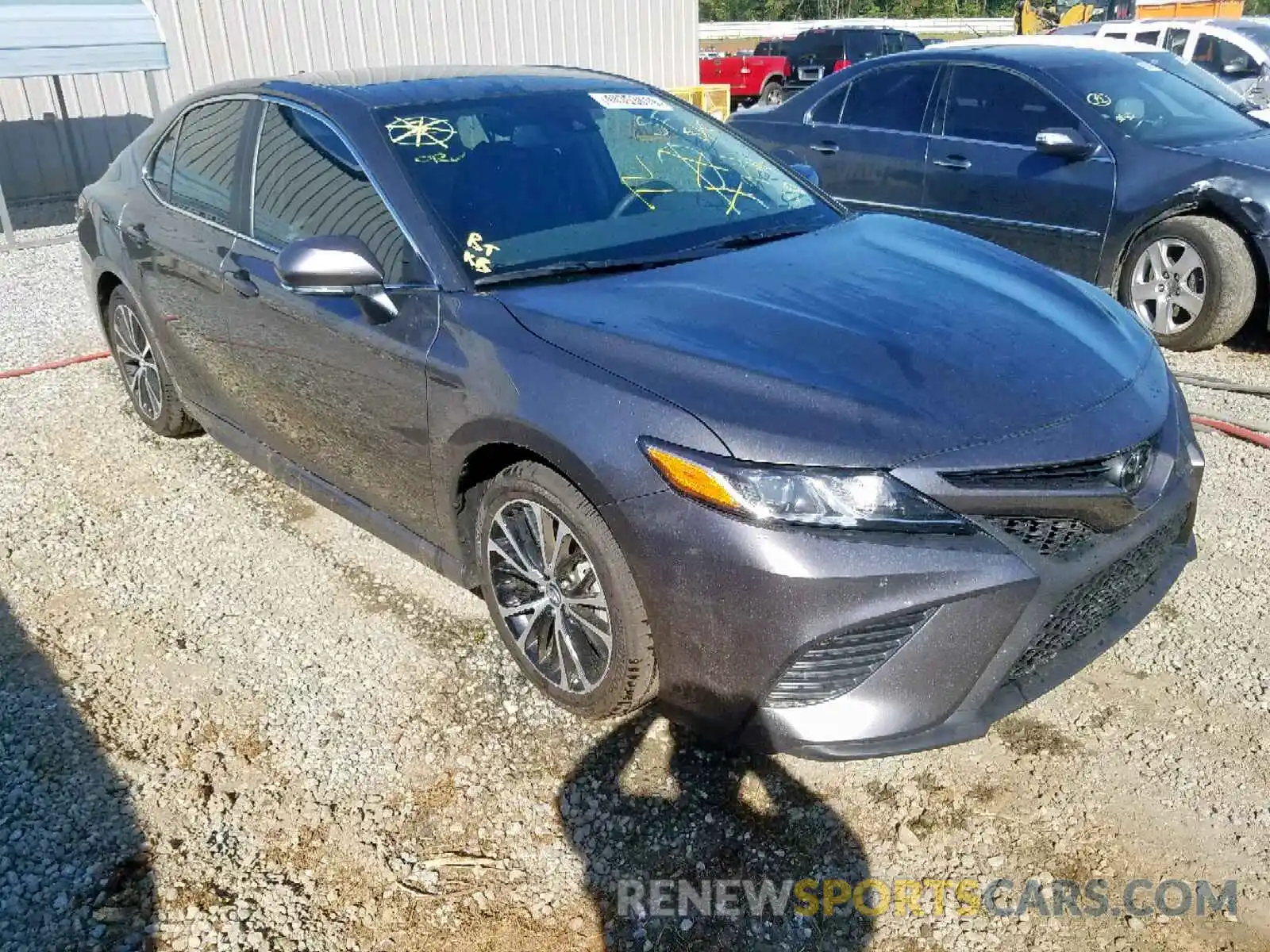 1 Photograph of a damaged car 4T1B11HK0KU810981 TOYOTA CAMRY 2019