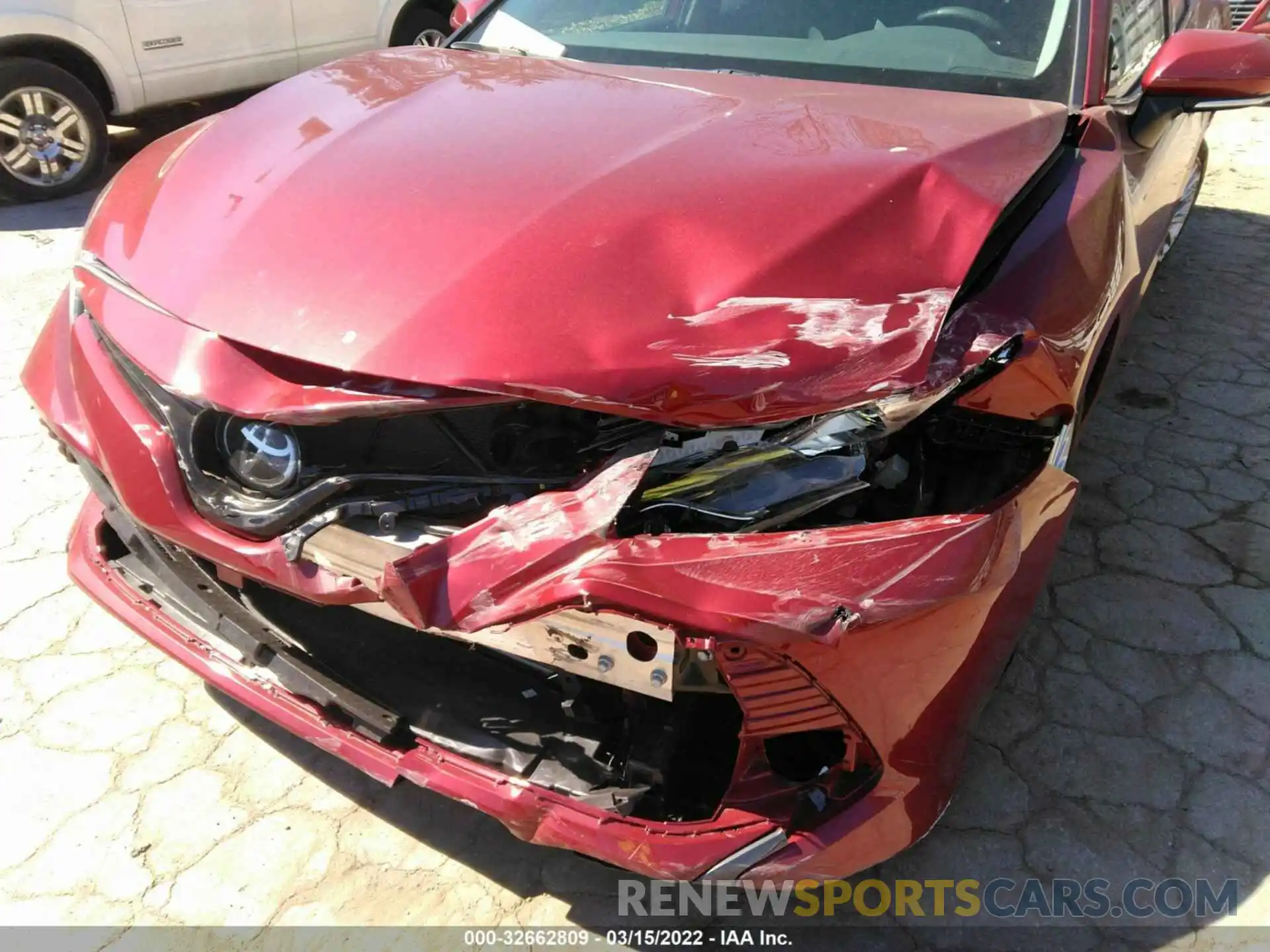 6 Photograph of a damaged car 4T1B11HK0KU811029 TOYOTA CAMRY 2019