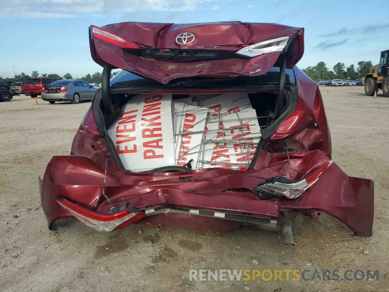 6 Photograph of a damaged car 4T1B11HK0KU813119 TOYOTA CAMRY 2019