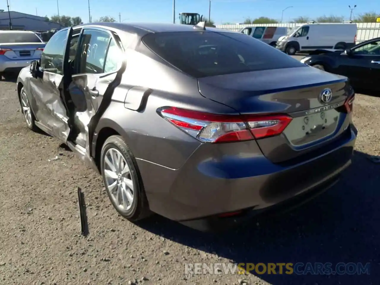 3 Photograph of a damaged car 4T1B11HK0KU813184 TOYOTA CAMRY 2019